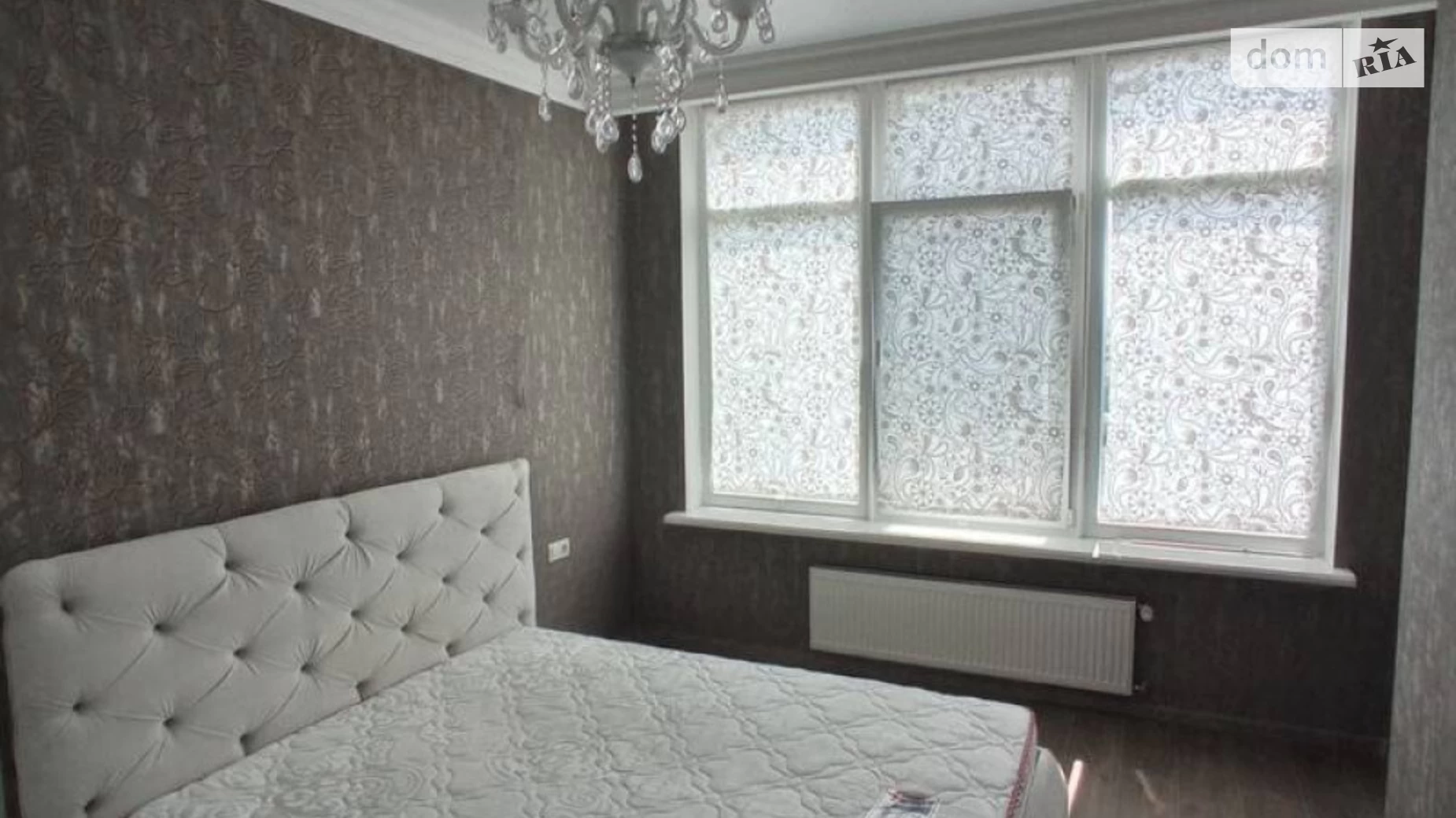 Продается 1-комнатная квартира 43 кв. м в Одессе - фото 2
