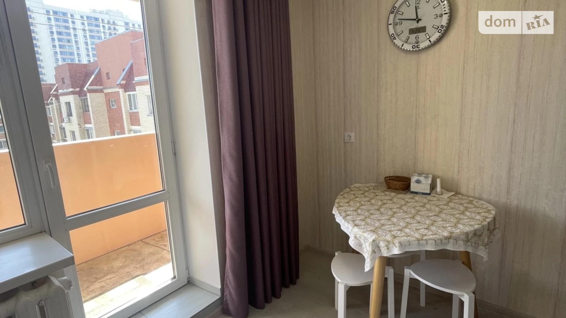 Продается 2-комнатная квартира 56.2 кв. м в Одессе, ул. Академика Сахарова - фото 2