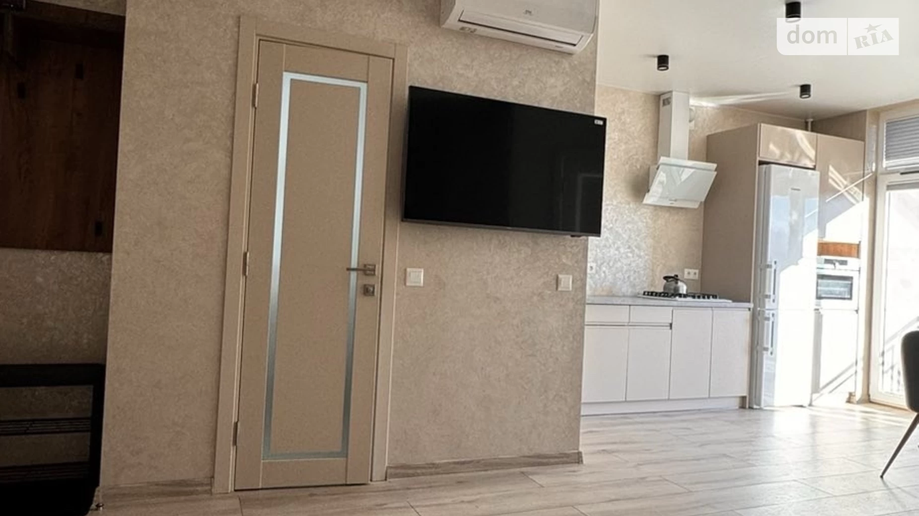 Продается 1-комнатная квартира 41.4 кв. м в Трускавце, ул. Степана Бандеры - фото 3