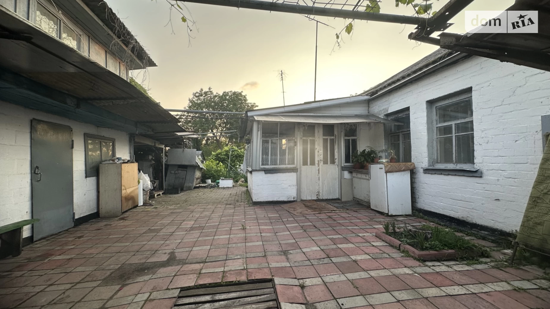 Продается одноэтажный дом 106.7 кв. м с подвалом, цена: 45000 $ - фото 2