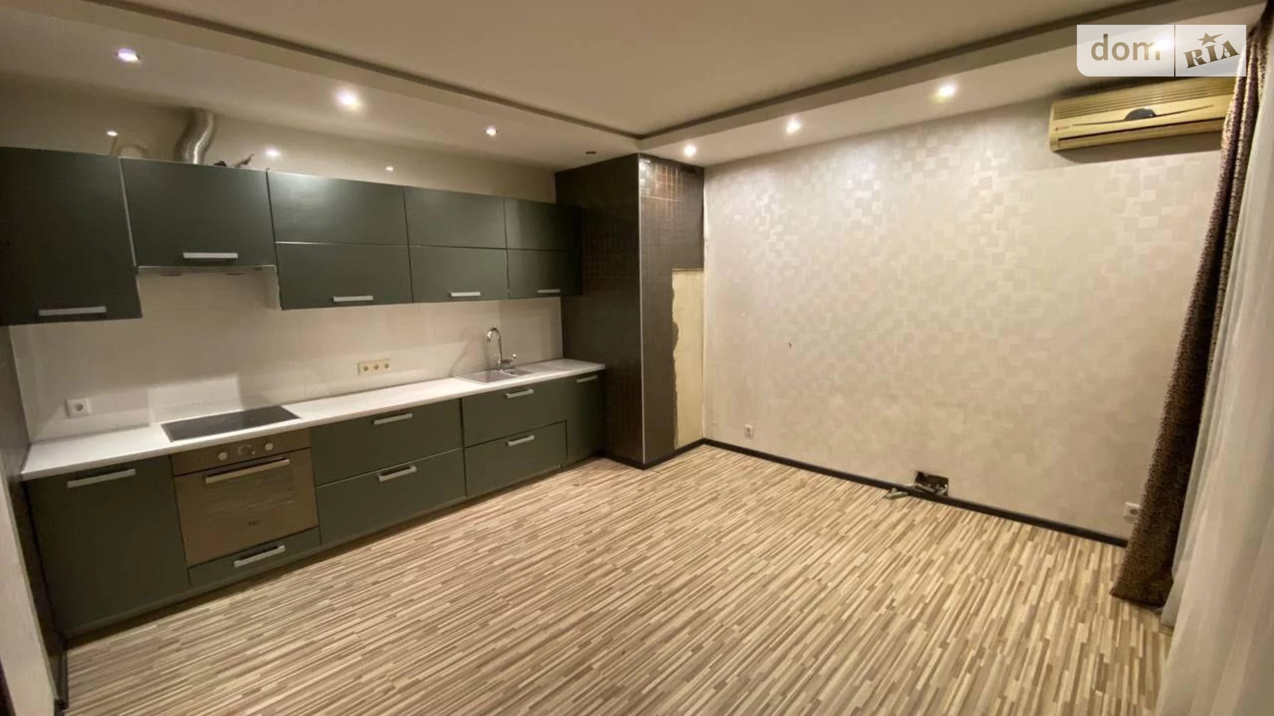 Продается 1-комнатная квартира 53 кв. м в Харькове, ул. Академика Павлова - фото 2