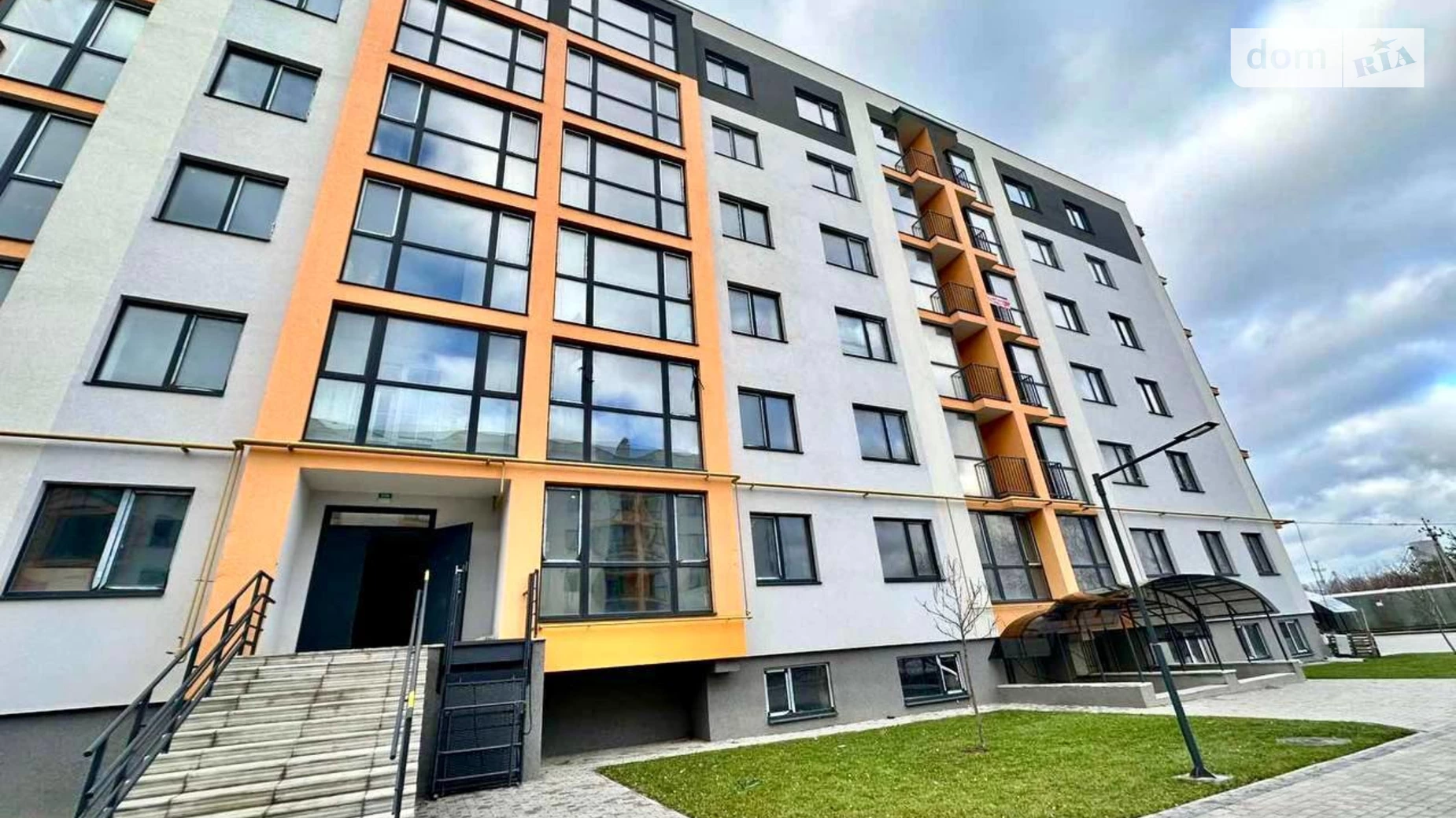 Продається 1-кімнатна квартира 44.1 кв. м у Березині, вул. Райдужна, 104 - фото 2
