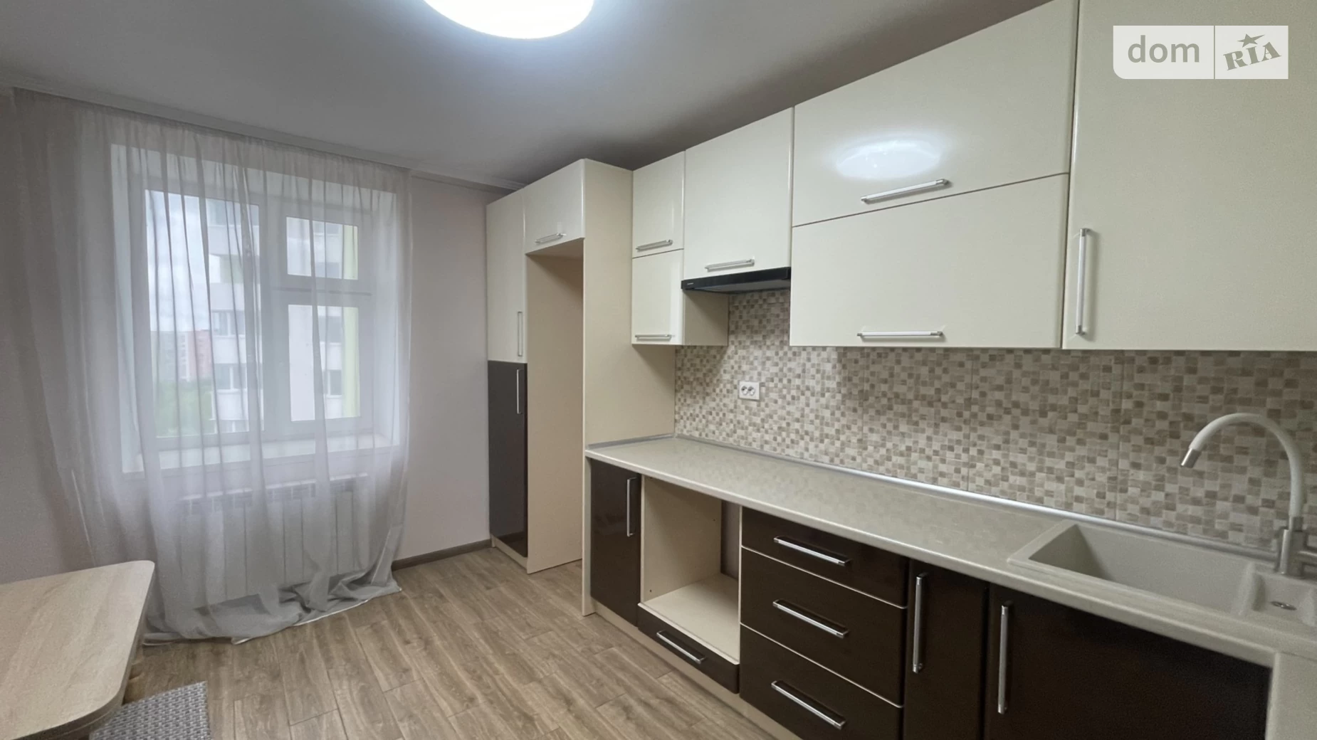 1-кімнатна квартира 45 кв. м у Тернополі, вул. Яреми - фото 3