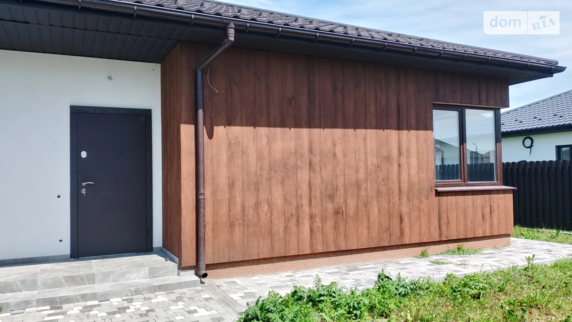 Продається одноповерховий будинок 115 кв. м з гаражем, цена: 85000 $ - фото 2