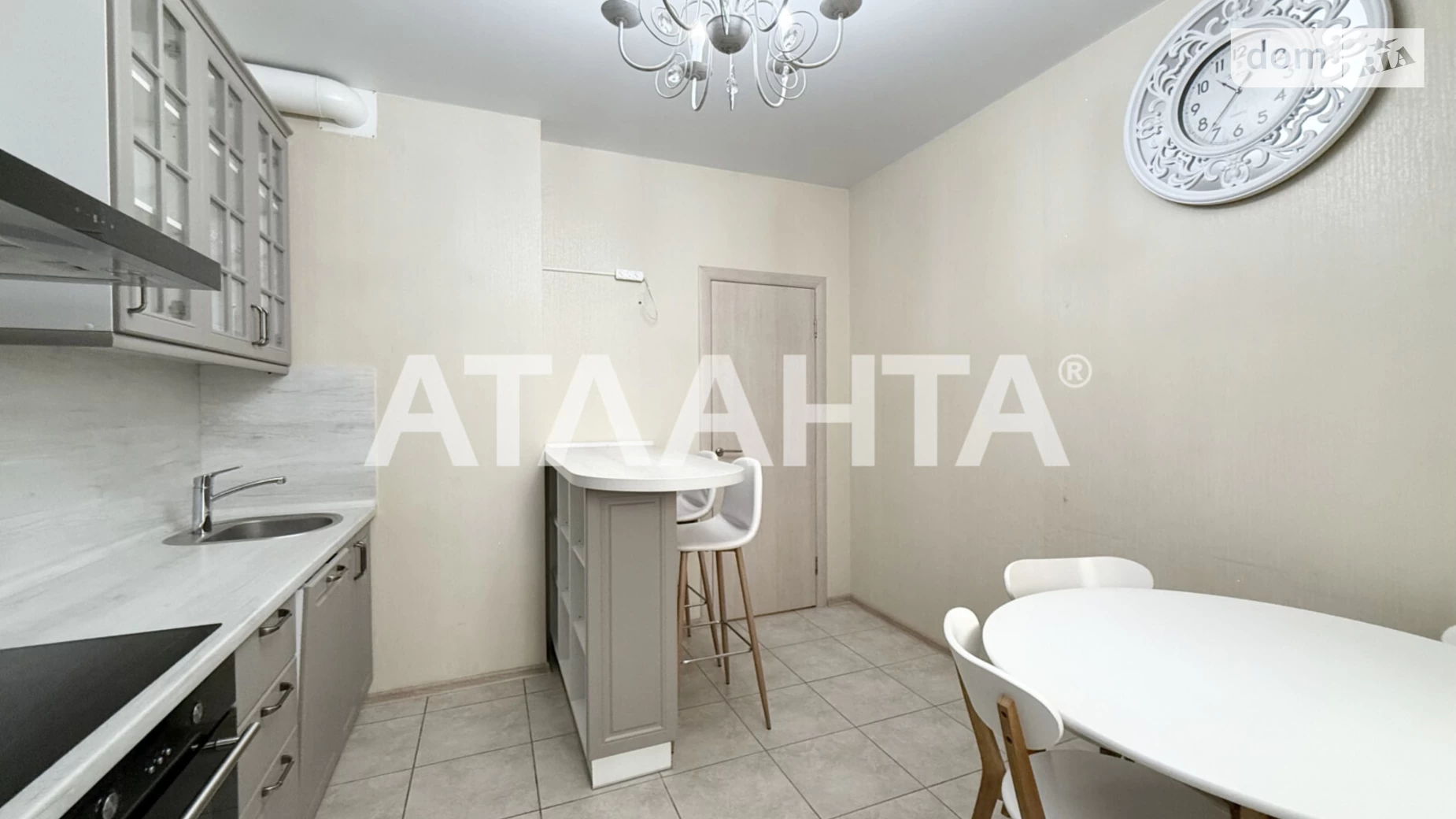 Продается 2-комнатная квартира 62 кв. м в Одессе, ул. Виталия Нестеренко(Академика Воробьёва), 1Б - фото 3