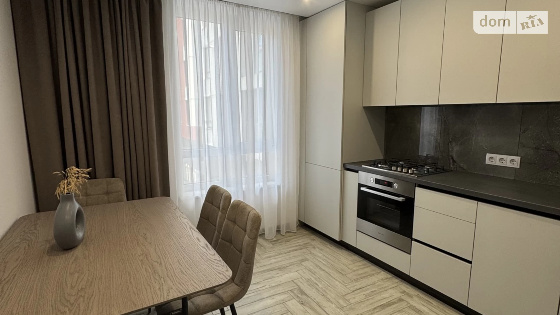 2-комнатная квартира 76.5 кв. м в Тернополе, пер. Кирпичный - фото 3