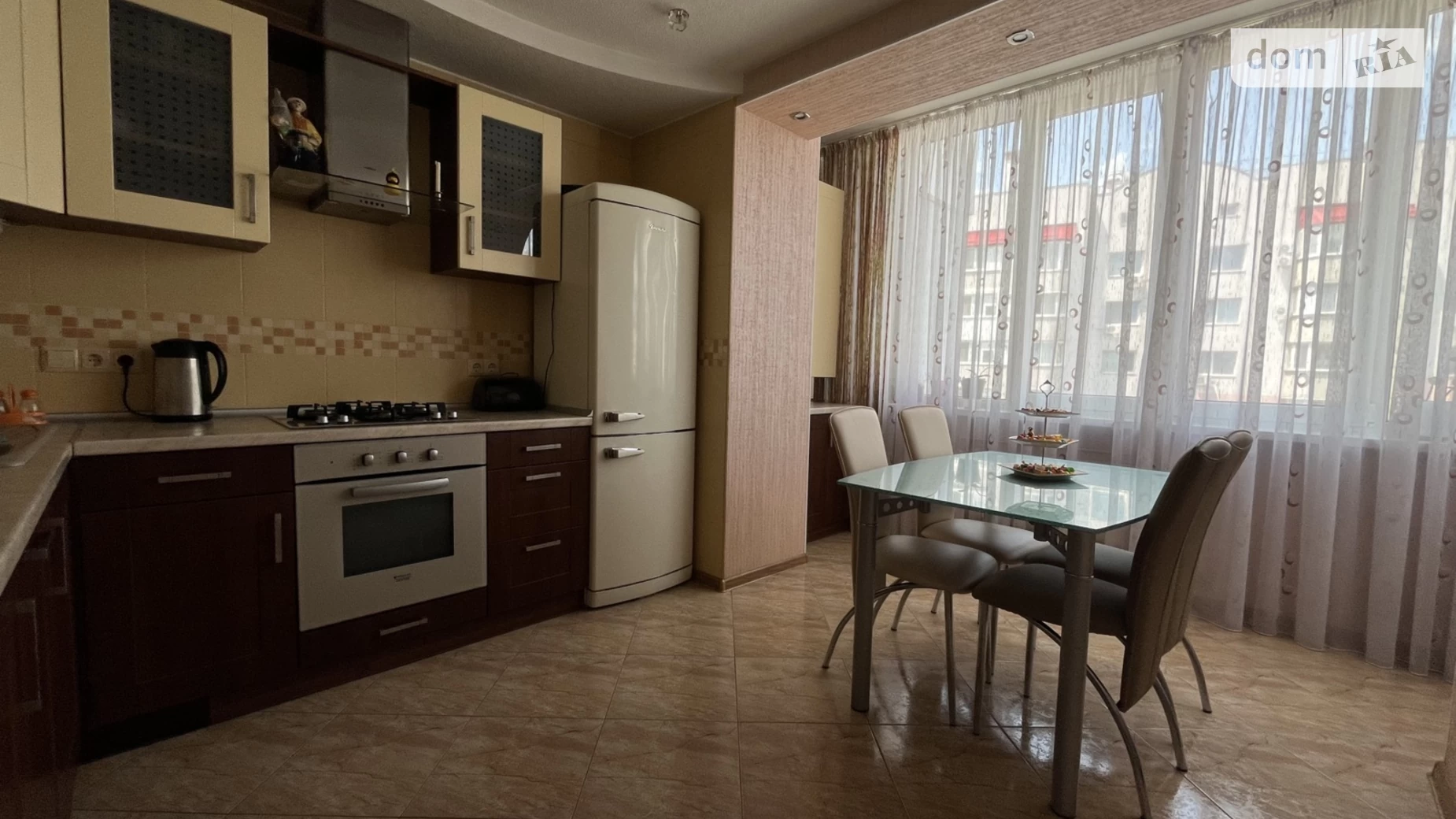Продается 3-комнатная квартира 109 кв. м в Виннице, ул. Академика Ющенка, 5 - фото 3