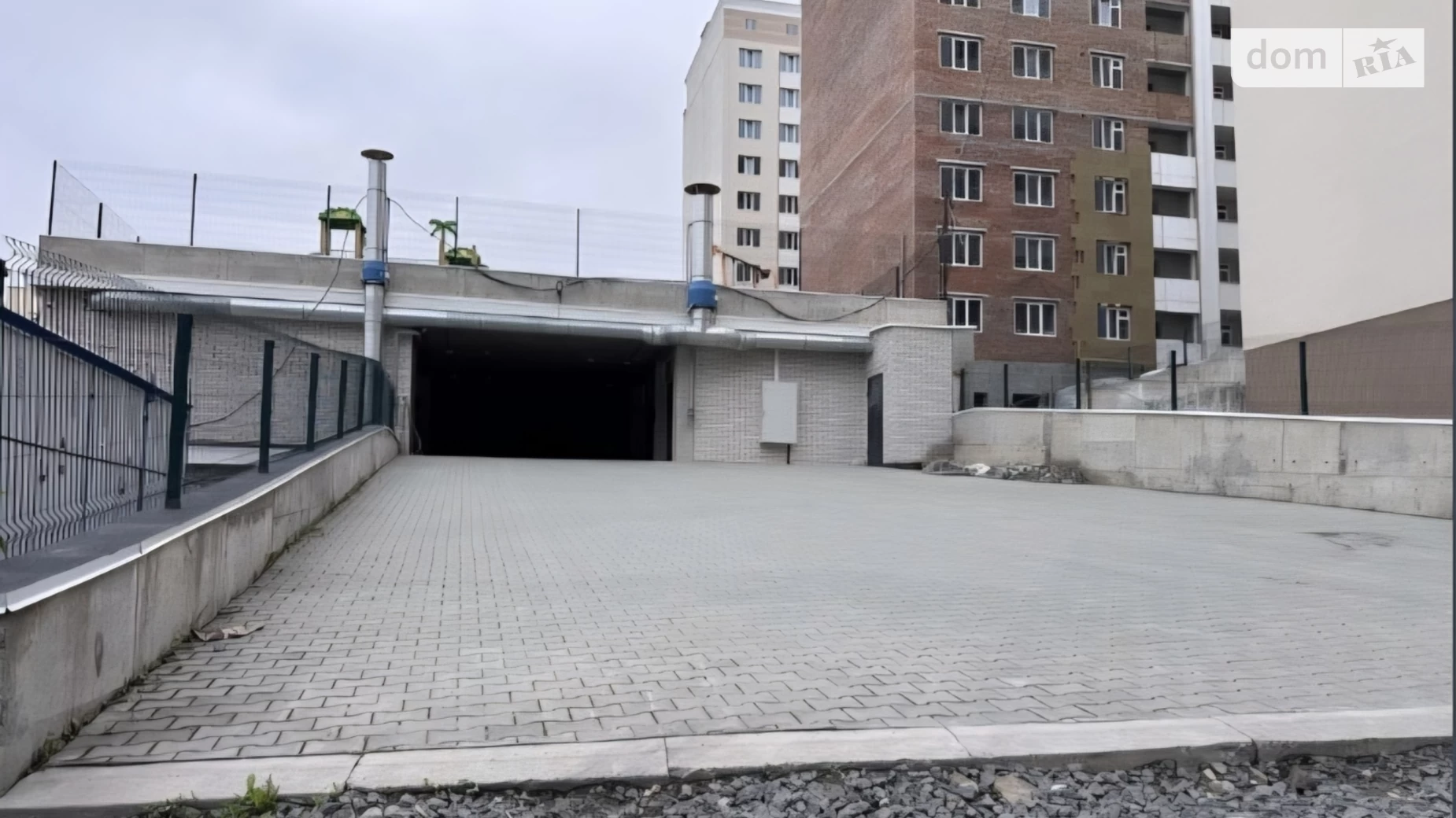 Сдается в аренду место в гаражном кооперативе под легковое авто на 18.5 кв. м, цена: 3500 грн - фото 3