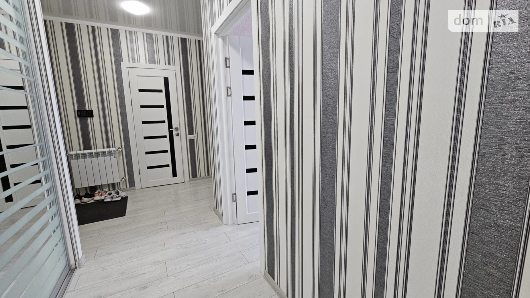 Продается 2-комнатная квартира 71 кв. м в Черкассах, ул. Гоголя, 261/1 - фото 2