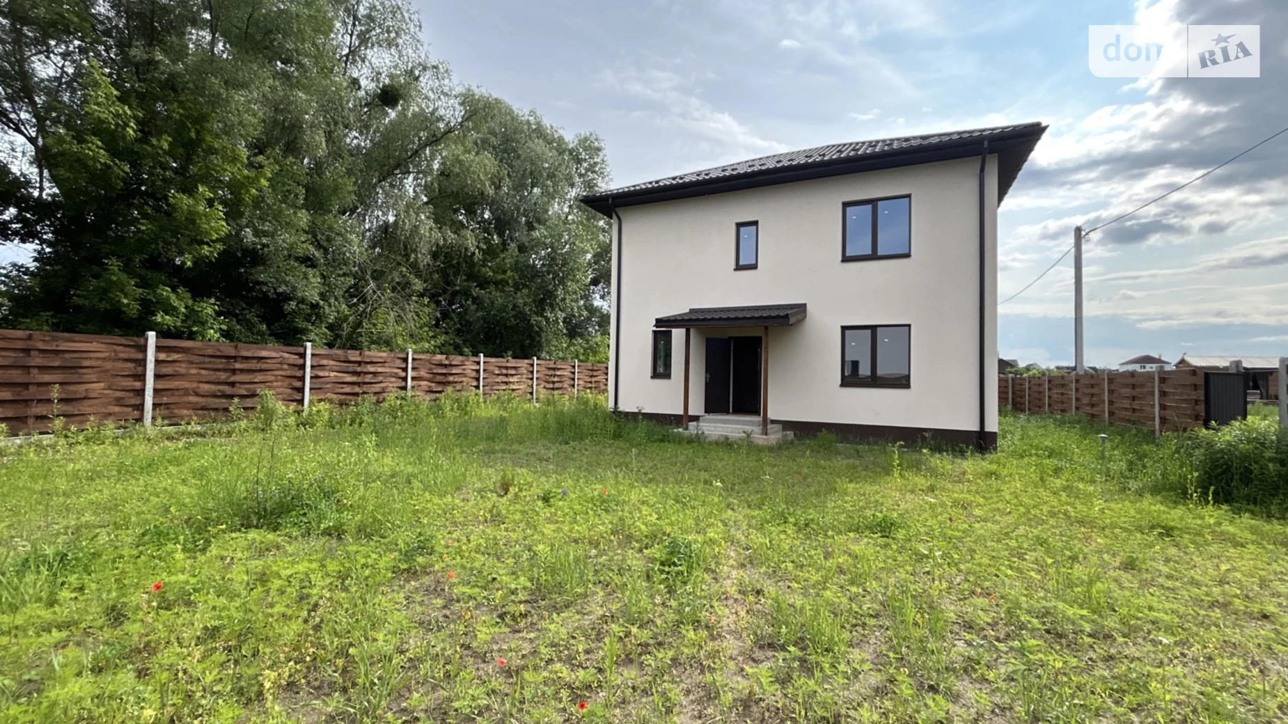 Продается дом на 2 этажа 120 кв. м с бассейном, цена: 100000 $ - фото 2