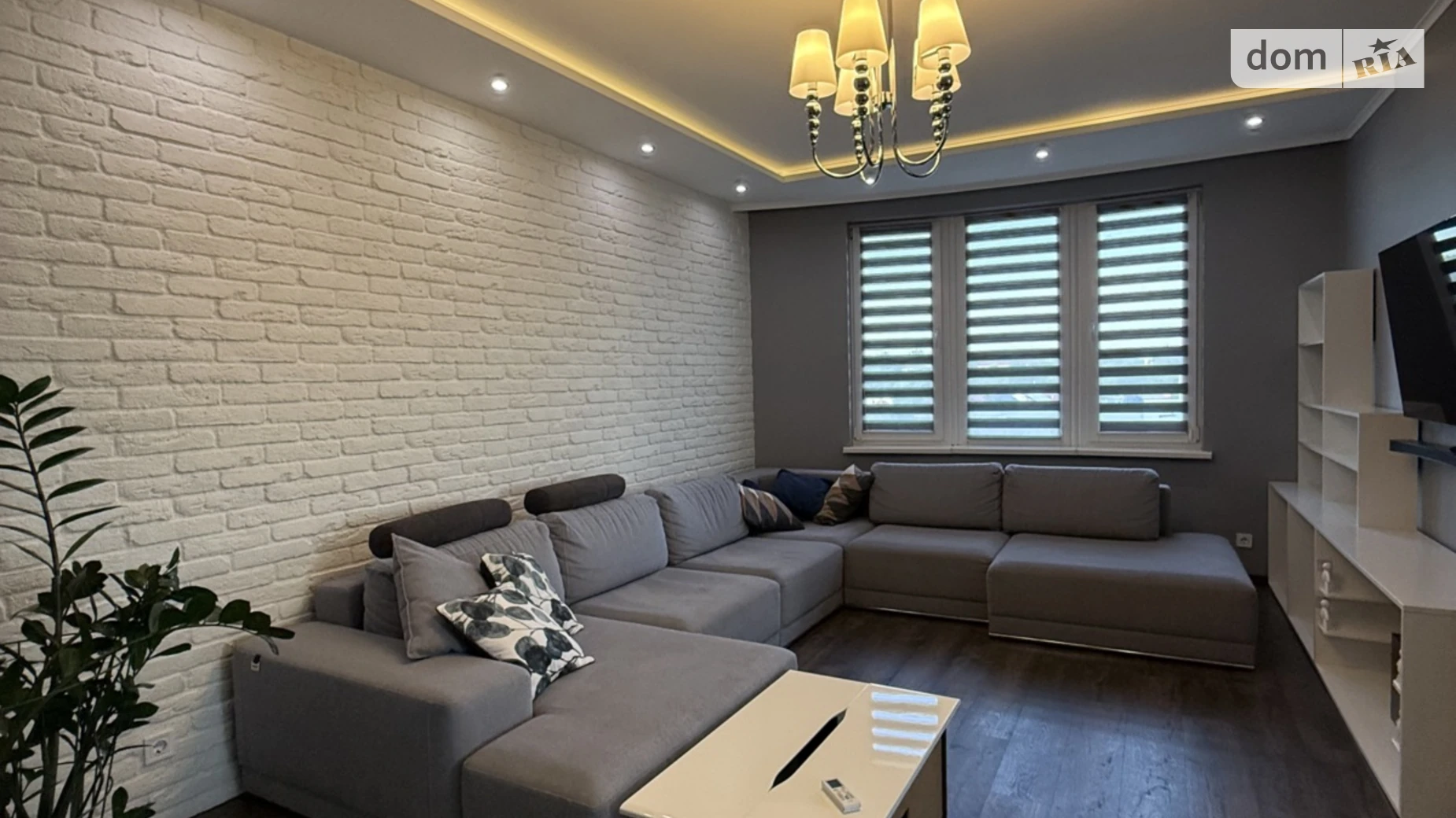 Продается 3-комнатная квартира 100 кв. м в Ужгороде, ул. Игоря Сикорского(Можайского), 16 - фото 2