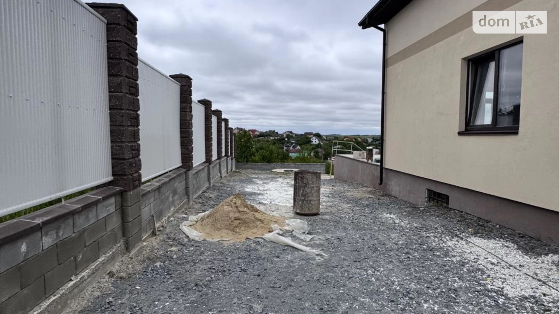 Продается дом на 2 этажа 108 кв. м с беседкой, цена: 69500 $ - фото 2