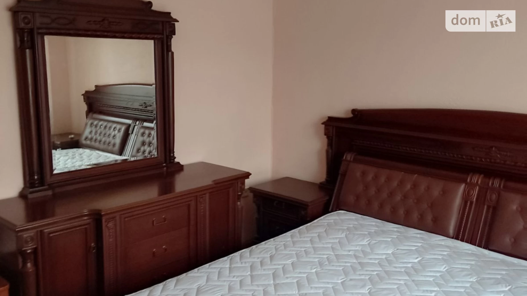 Продается 3-комнатная квартира 63 кв. м в Одессе, ул. Крымская, 62 - фото 2
