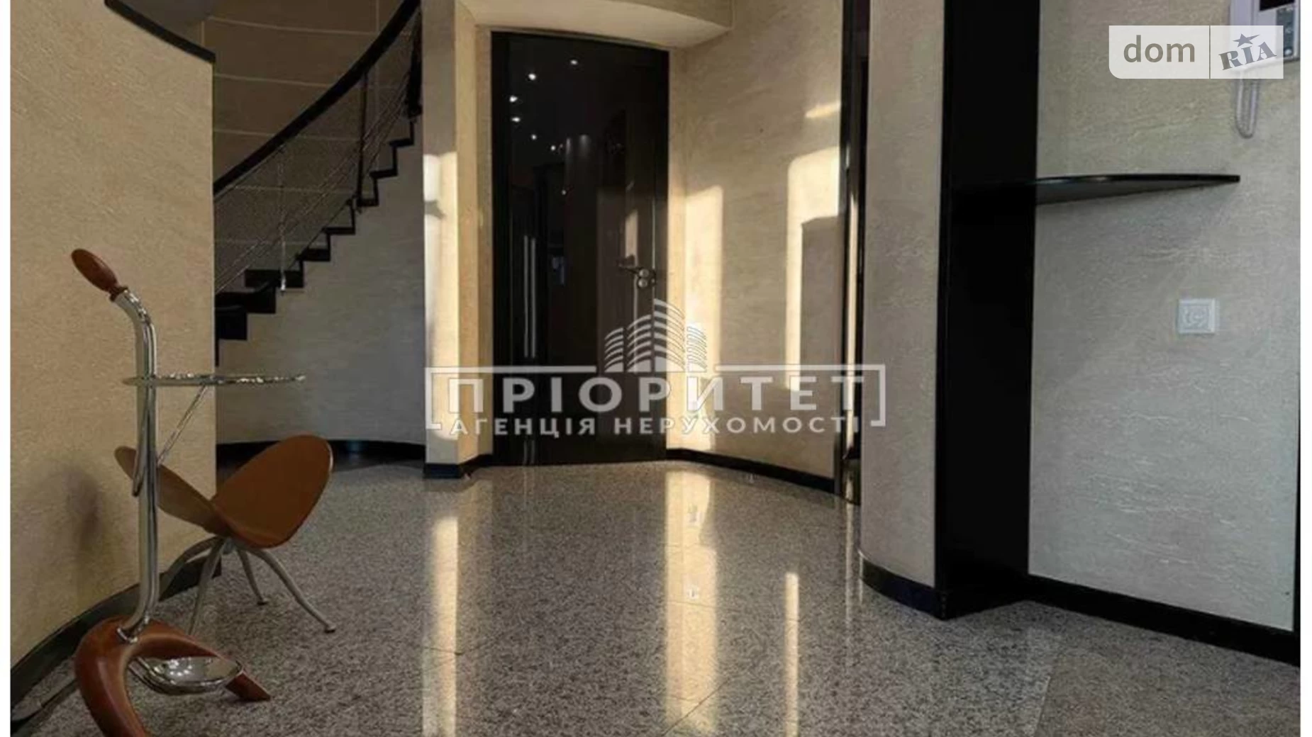 Продается 4-комнатная квартира 240 кв. м в, цена: 350000 $ - фото 4