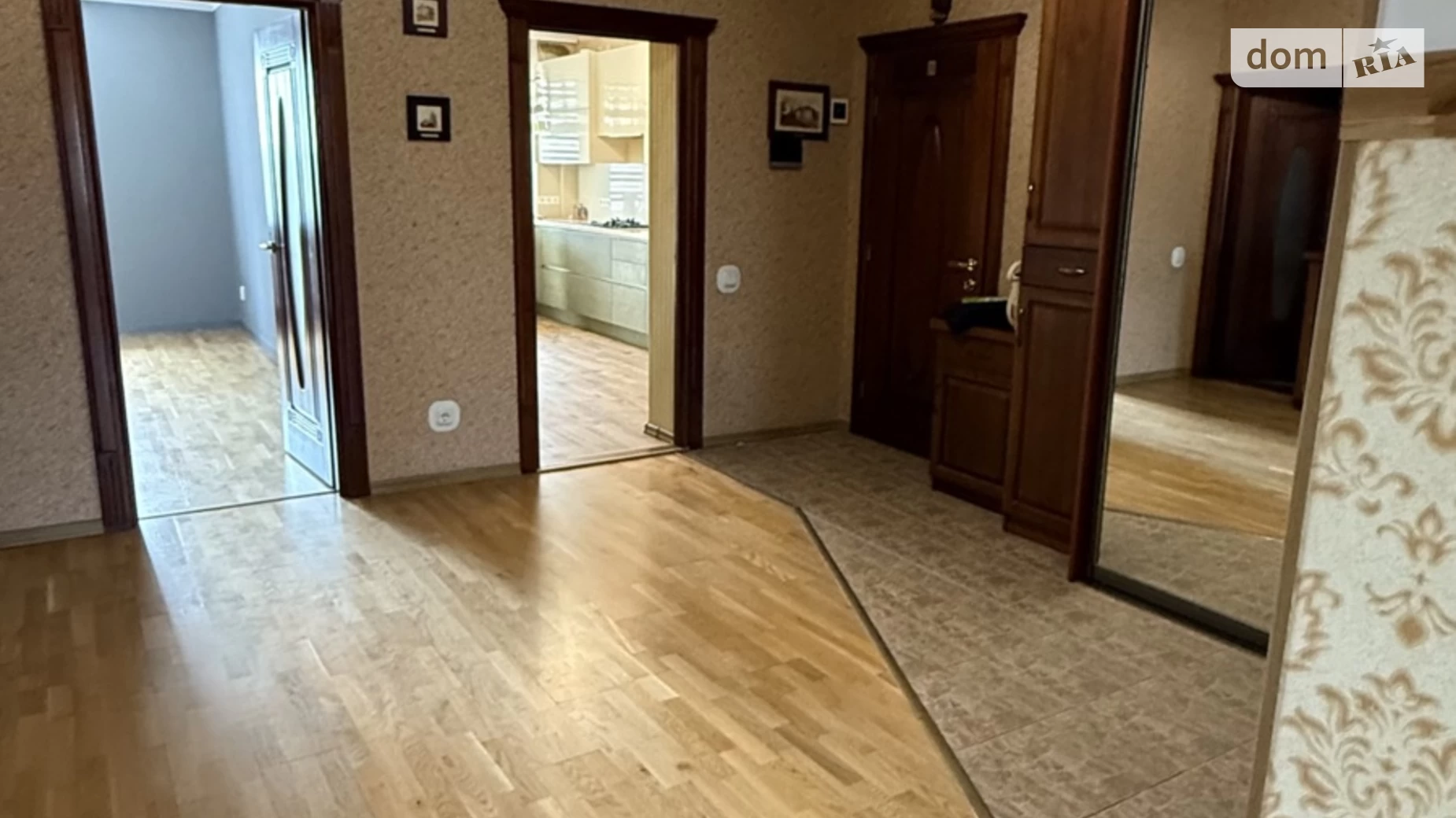 Продається 5-кімнатна квартира 189 кв. м у Рівному, вул. Відінська, 39Б - фото 3