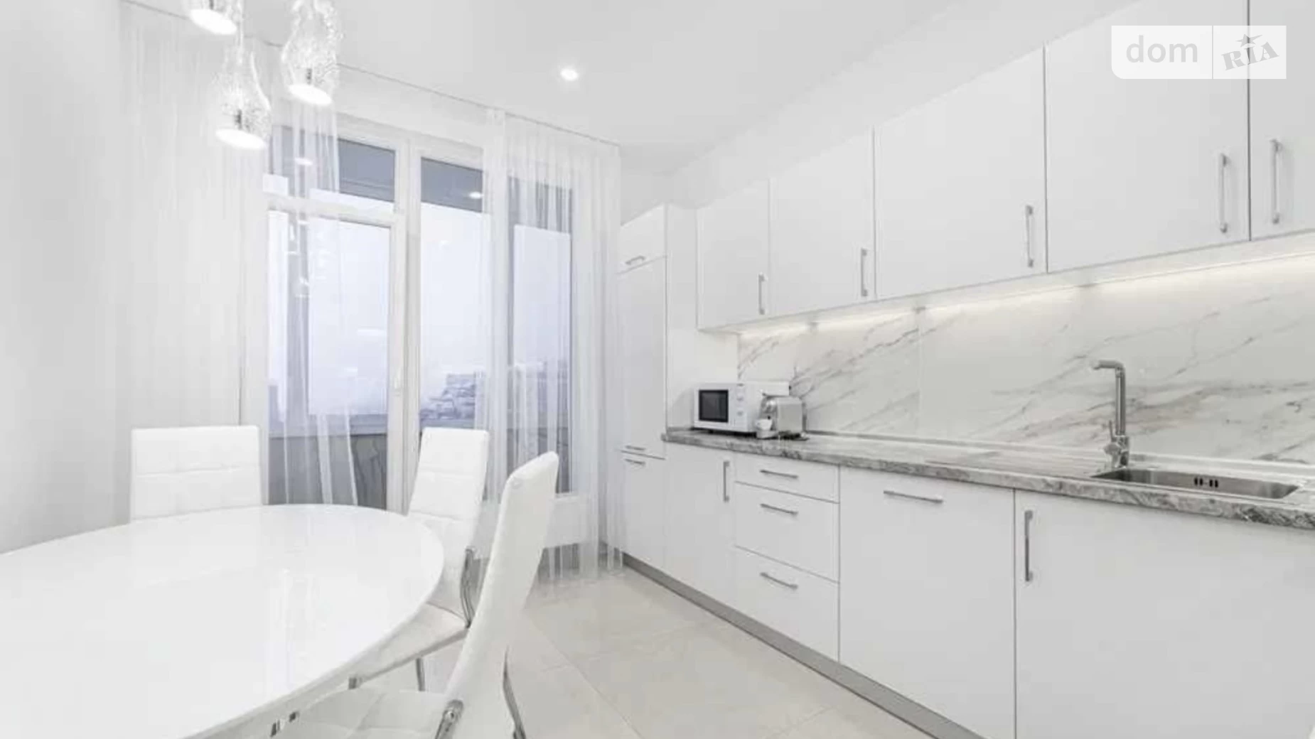 Сдается в аренду 4-комнатная квартира 130 кв. м в Одессе, цена: 1300 $ - фото 2