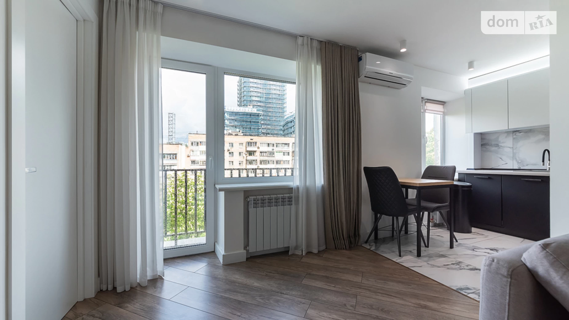 Продается 1-комнатная квартира 42.2 кв. м в Киеве, спуск Кловский, 14Б - фото 2