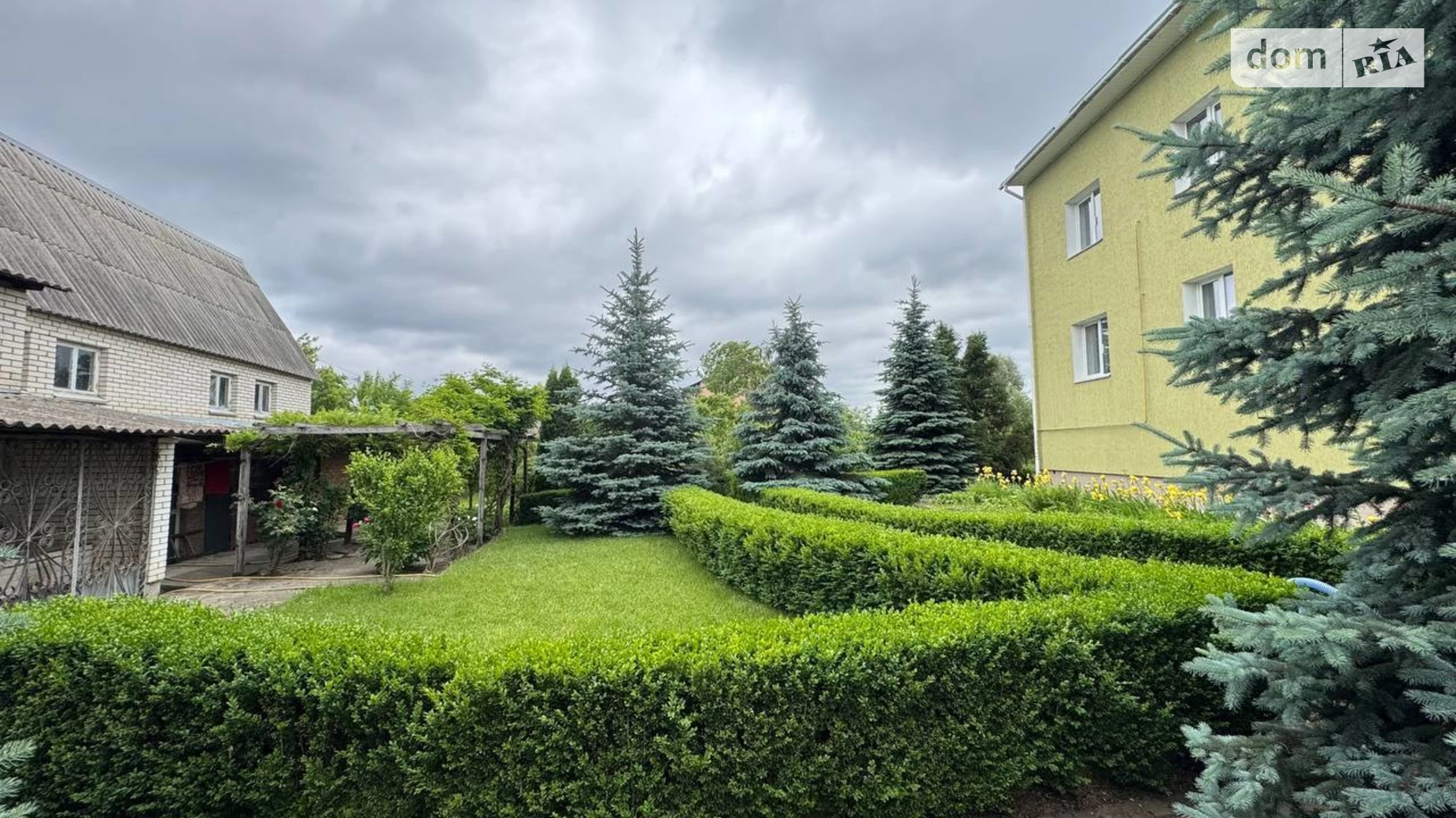 Продается дом на 3 этажа 300 кв. м с балконом, цена: 257500 $ - фото 4