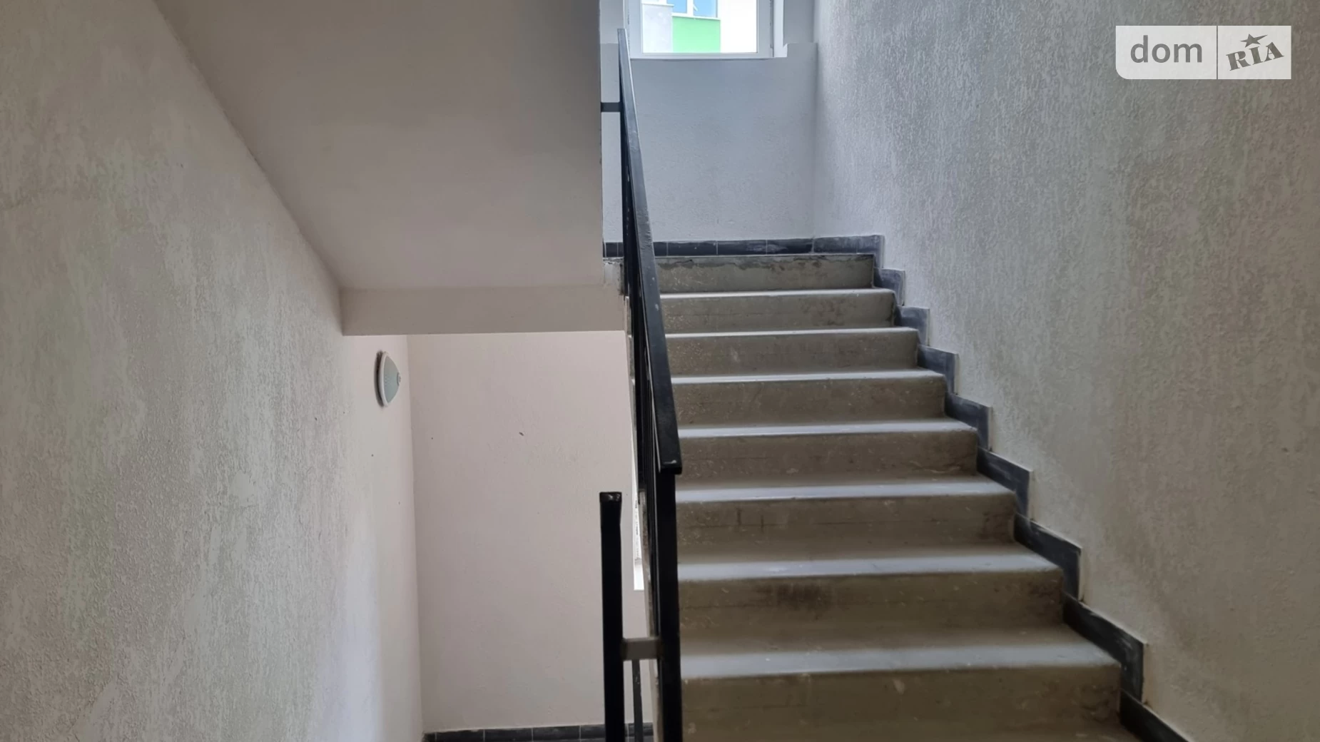 Продается 1-комнатная квартира 34.4 кв. м в Гостомеле, цена: 40500 $ - фото 4