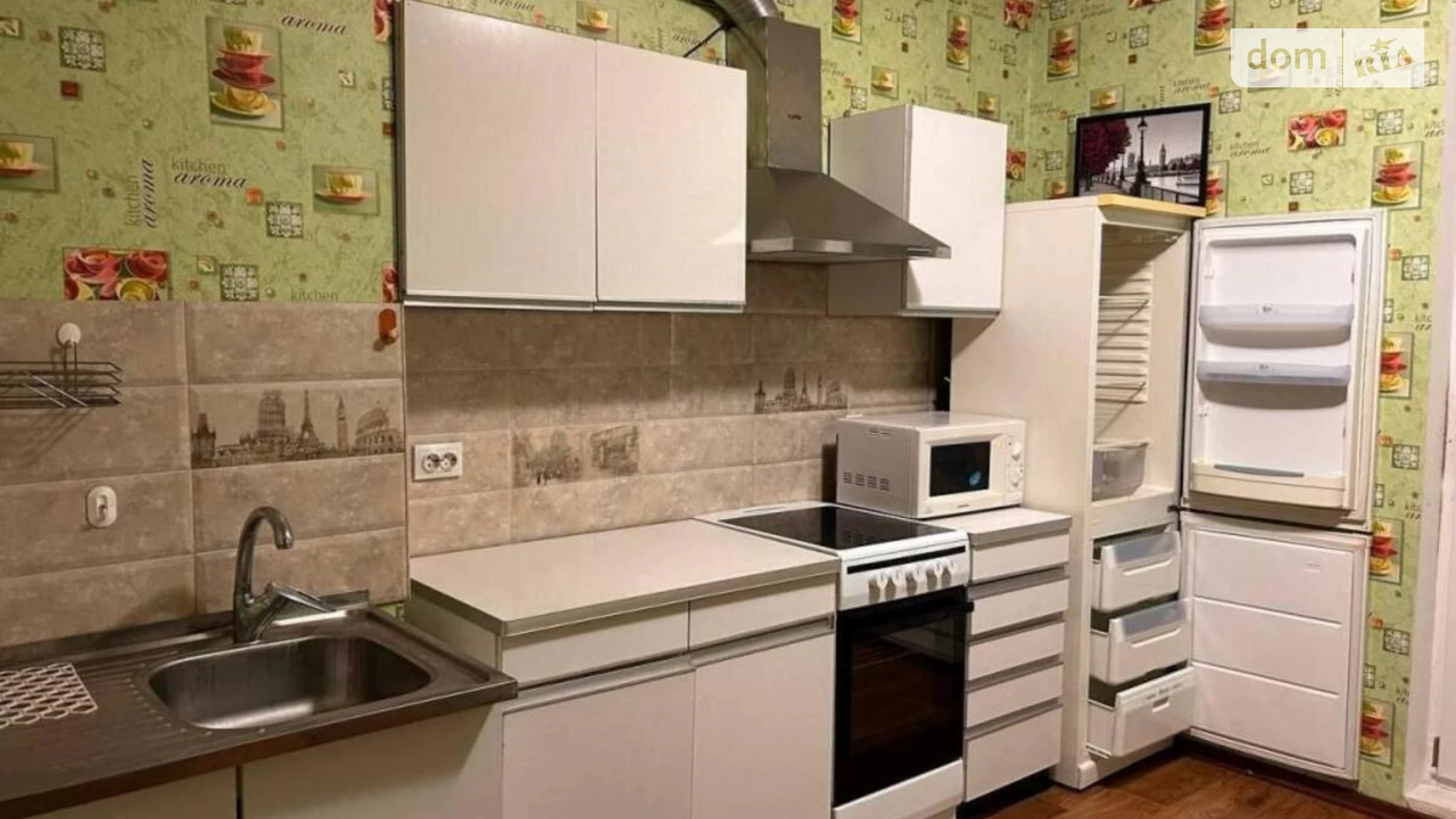 Продається 1-кімнатна квартира 49 кв. м у Києві, вул. Сергія Данченка, 1 - фото 2