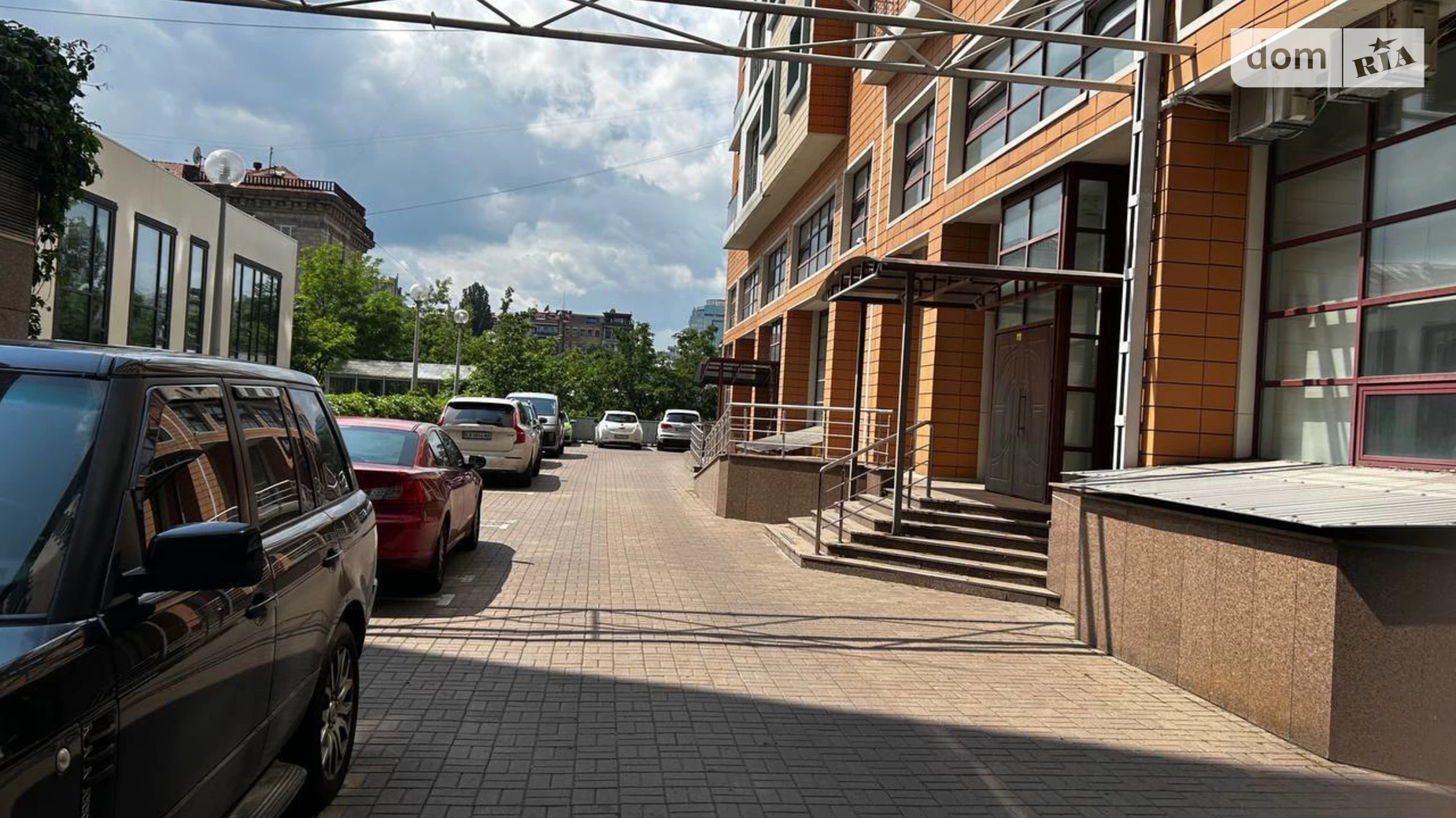 Сдается в аренду 5-комнатная квартира 198.6 кв. м в Киеве, ул. Крещатик, 27Б - фото 2