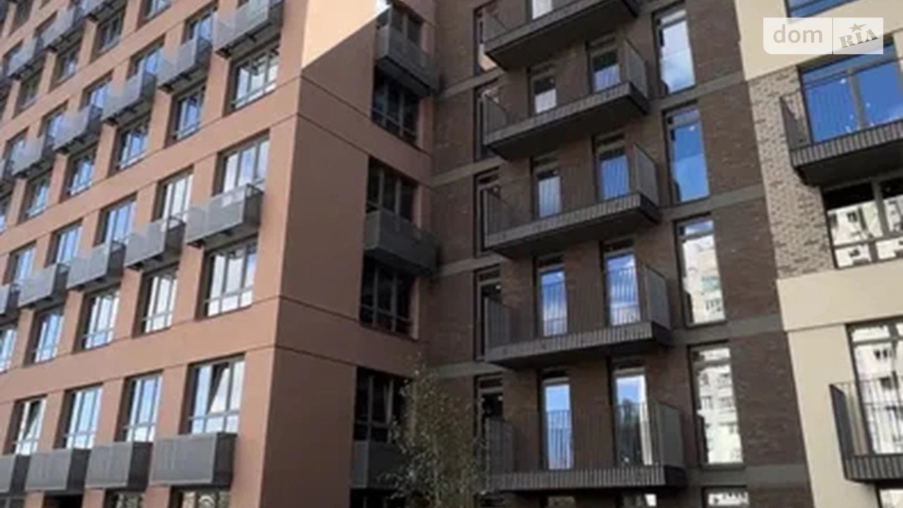 Продается 1-комнатная квартира 46 кв. м в Киеве, ул. Вавиловых, 9-11 - фото 2