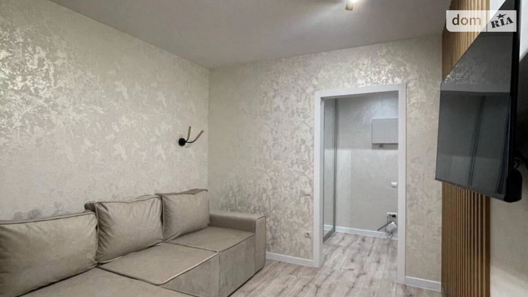 Продается 1-комнатная квартира 42.7 кв. м в Ровно, ул. Степана Бандеры - фото 5