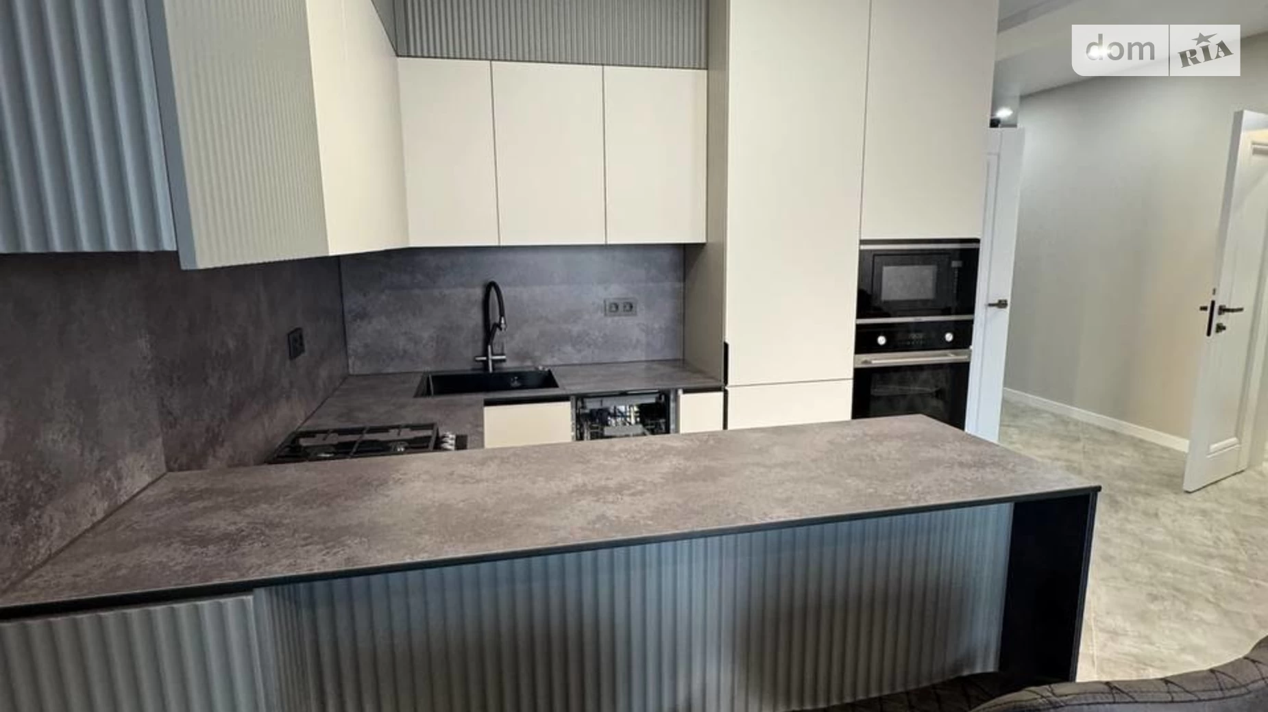 2-комнатная квартира 72.4 кв. м в Тернополе, цена: 140000 $ - фото 2