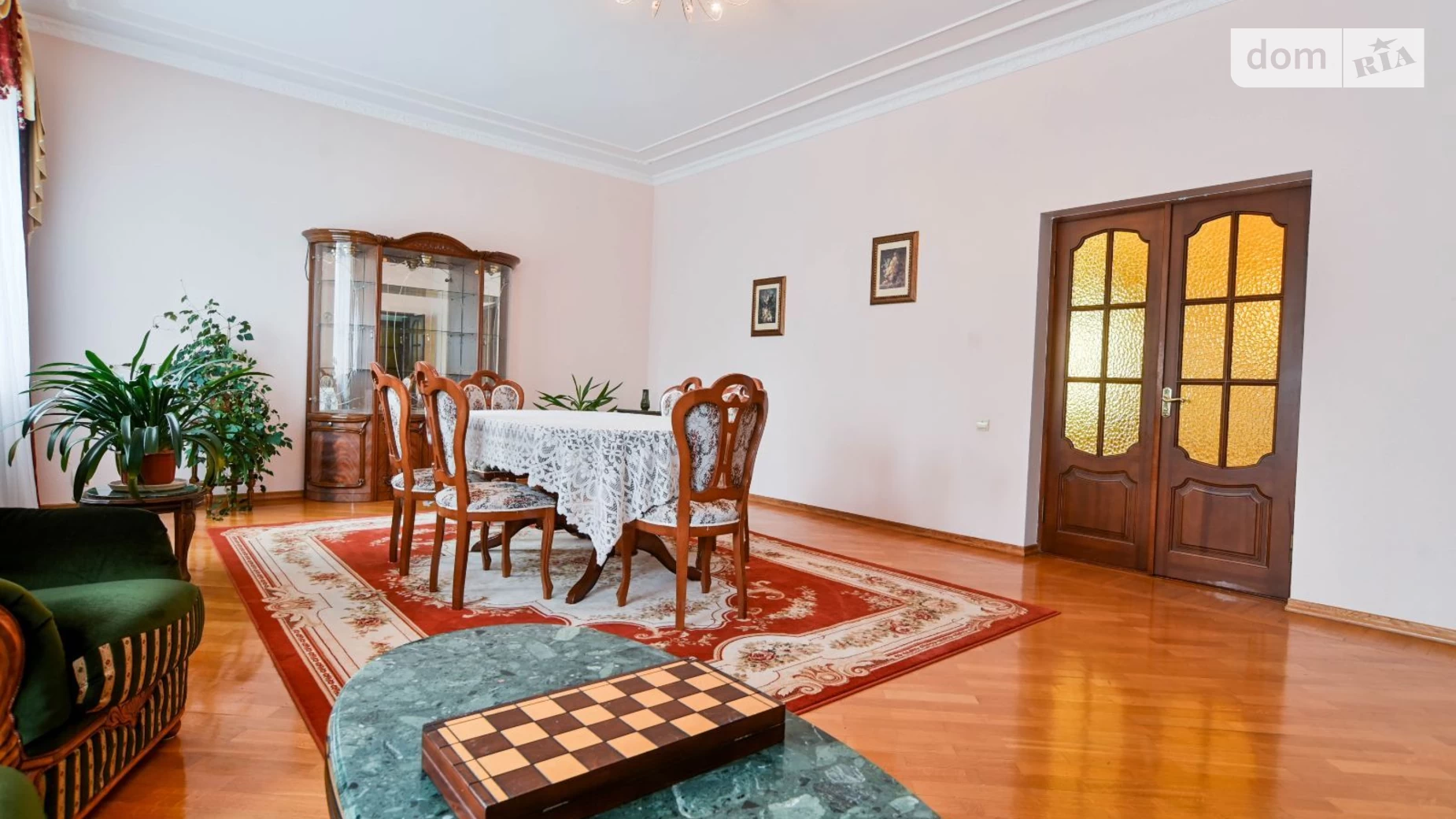 Продается дом на 2 этажа 350 кв. м с гаражом, цена: 150000 $ - фото 5