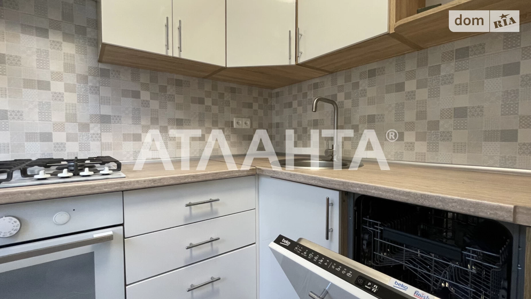 Продается 3-комнатная квартира 58.2 кв. м в Одессе, ул. Героев пограничников - фото 2