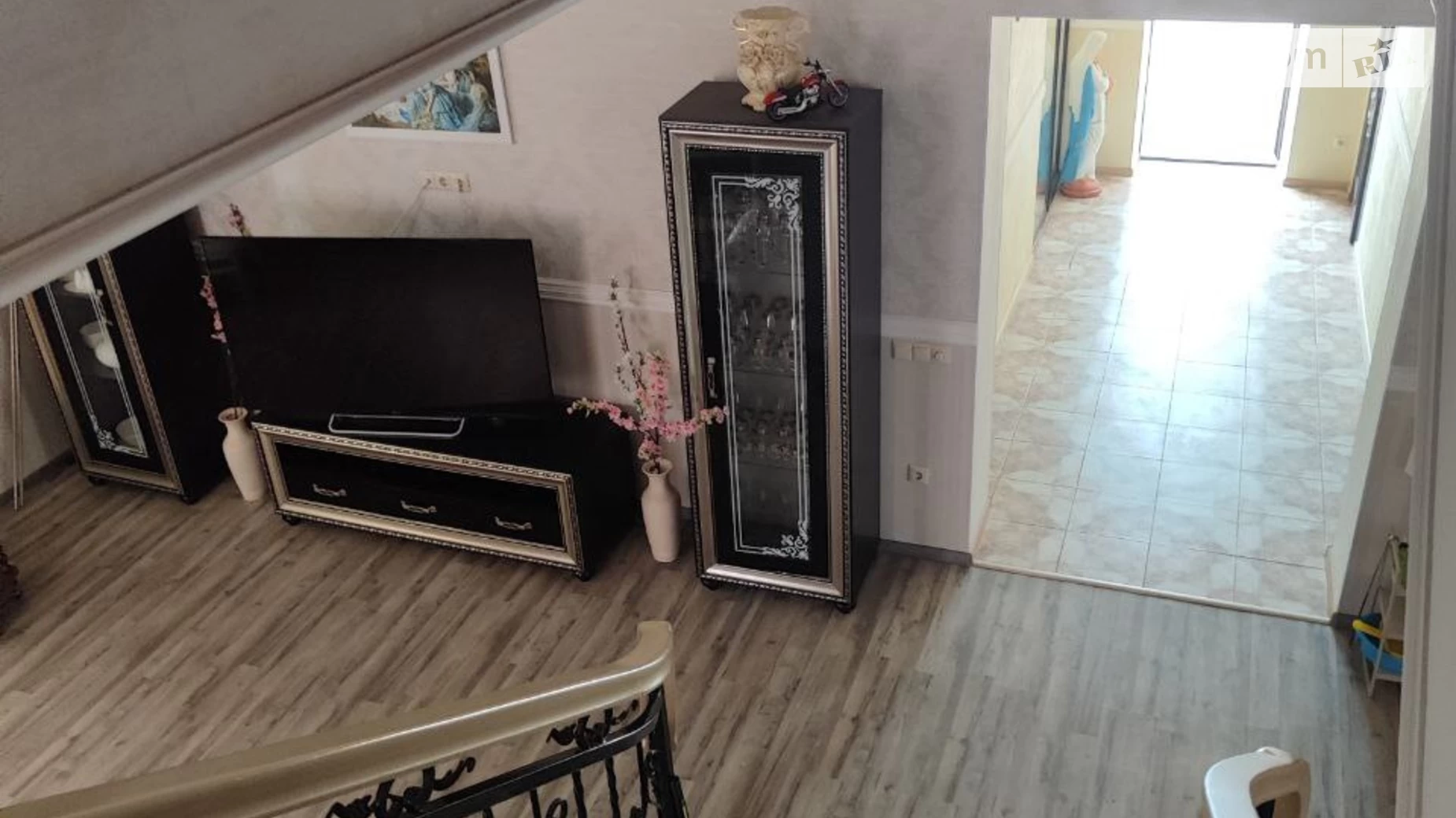 Продается дом на 2 этажа 208 кв. м с террасой, цена: 190000 $ - фото 2