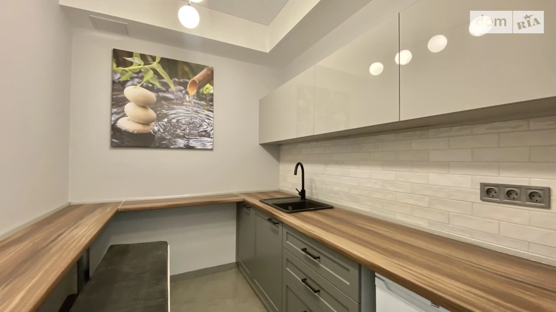 Продается офис 62 кв. м в бизнес-центре, цена: 105000 $ - фото 4