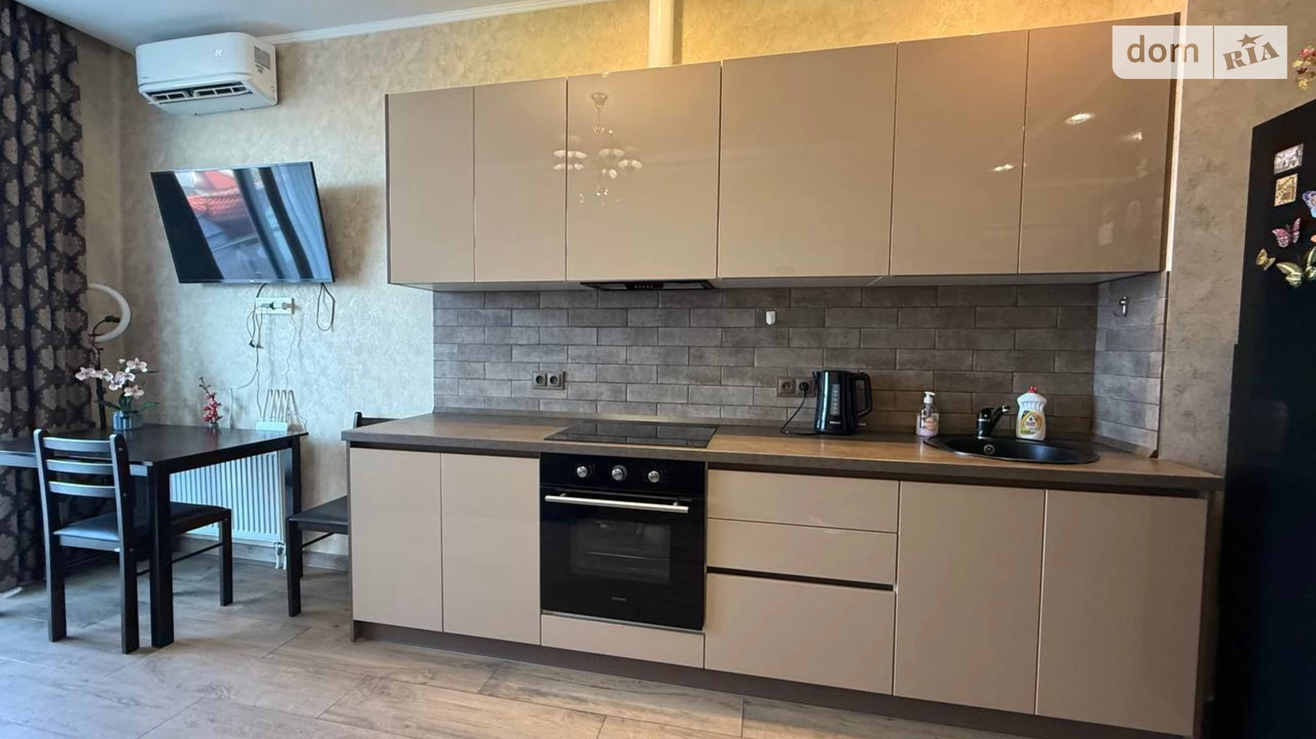 Продается 1-комнатная квартира 54 кв. м в Одессе, пер. Ванный, 1Б - фото 2