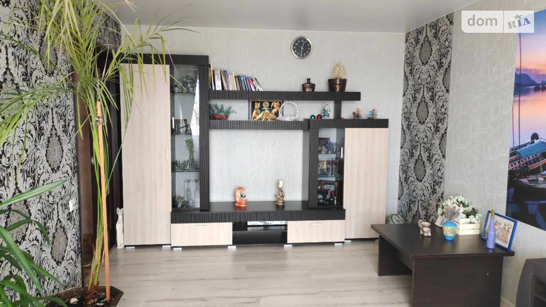 Продается 2-комнатная квартира 55 кв. м в Здолбунове, ул. Заводская - фото 2