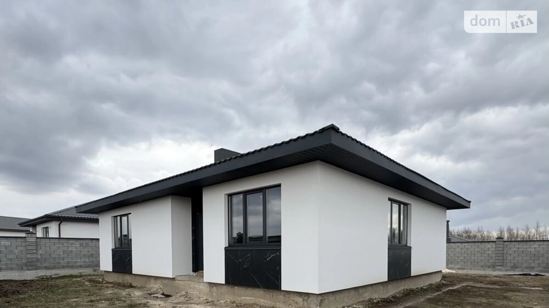 Продается одноэтажный дом 98 кв. м с баней/сауной, цена: 75000 $ - фото 2