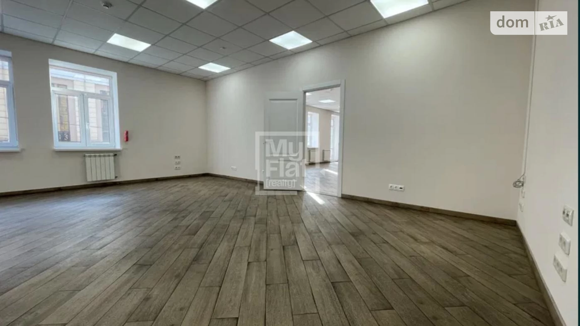 Сдается в аренду офис 350 кв. м в бизнес-центре, цена: 3500 $ - фото 2