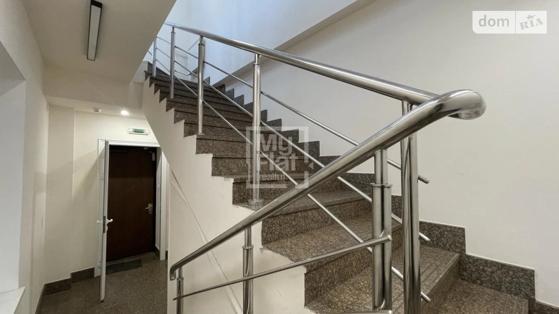 Сдается в аренду офис 350 кв. м в бизнес-центре, цена: 3500 $ - фото 5