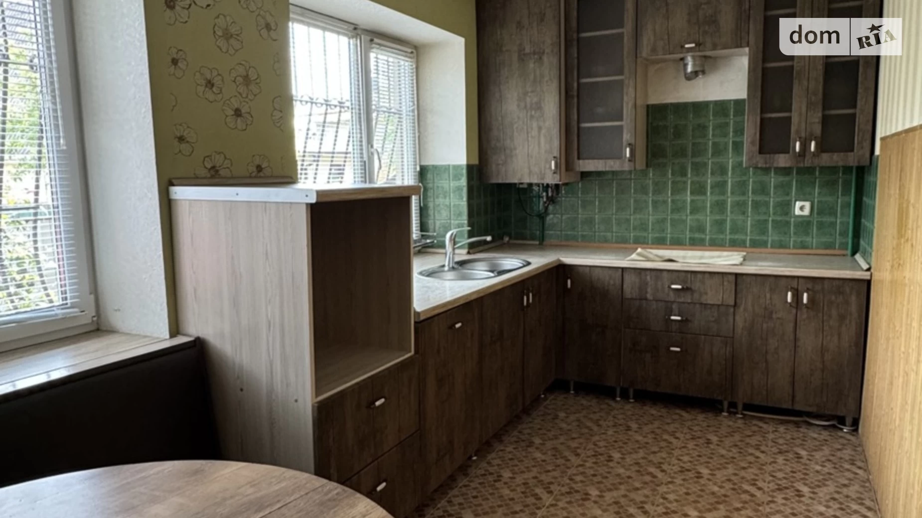 Продается дом на 2 этажа 106 кв. м с садом, цена: 120000 $ - фото 3