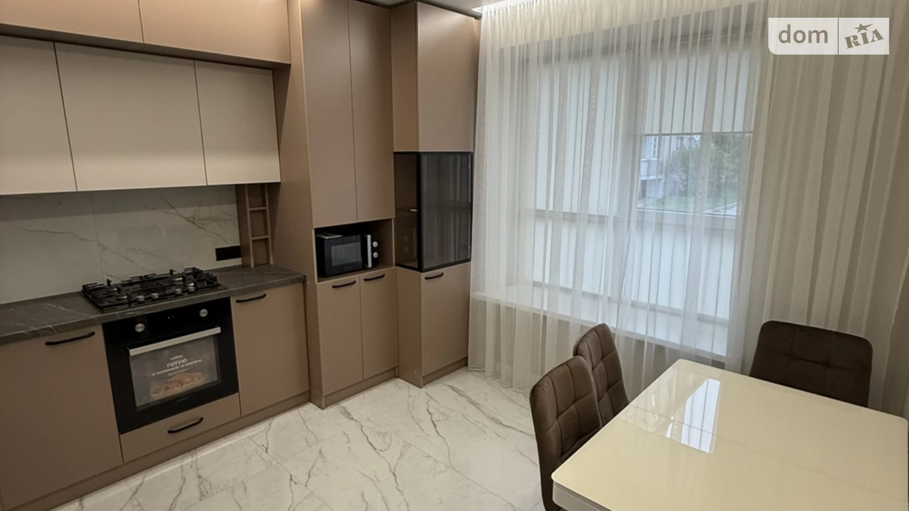 2-комнатная квартира 58 кв. м в Луцке, ул. Даньшина, 52В - фото 5