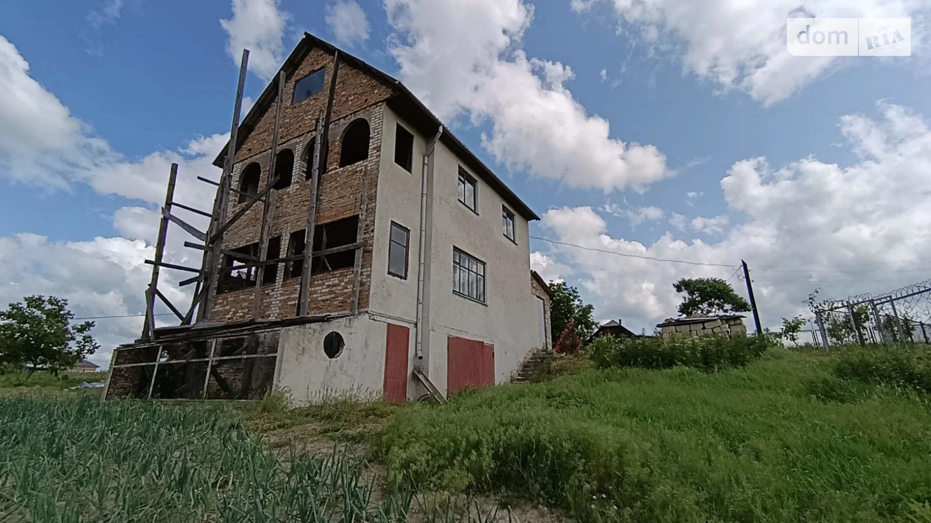 Продается дом на 2 этажа 139 кв. м с участком, цена: 26000 $ - фото 3