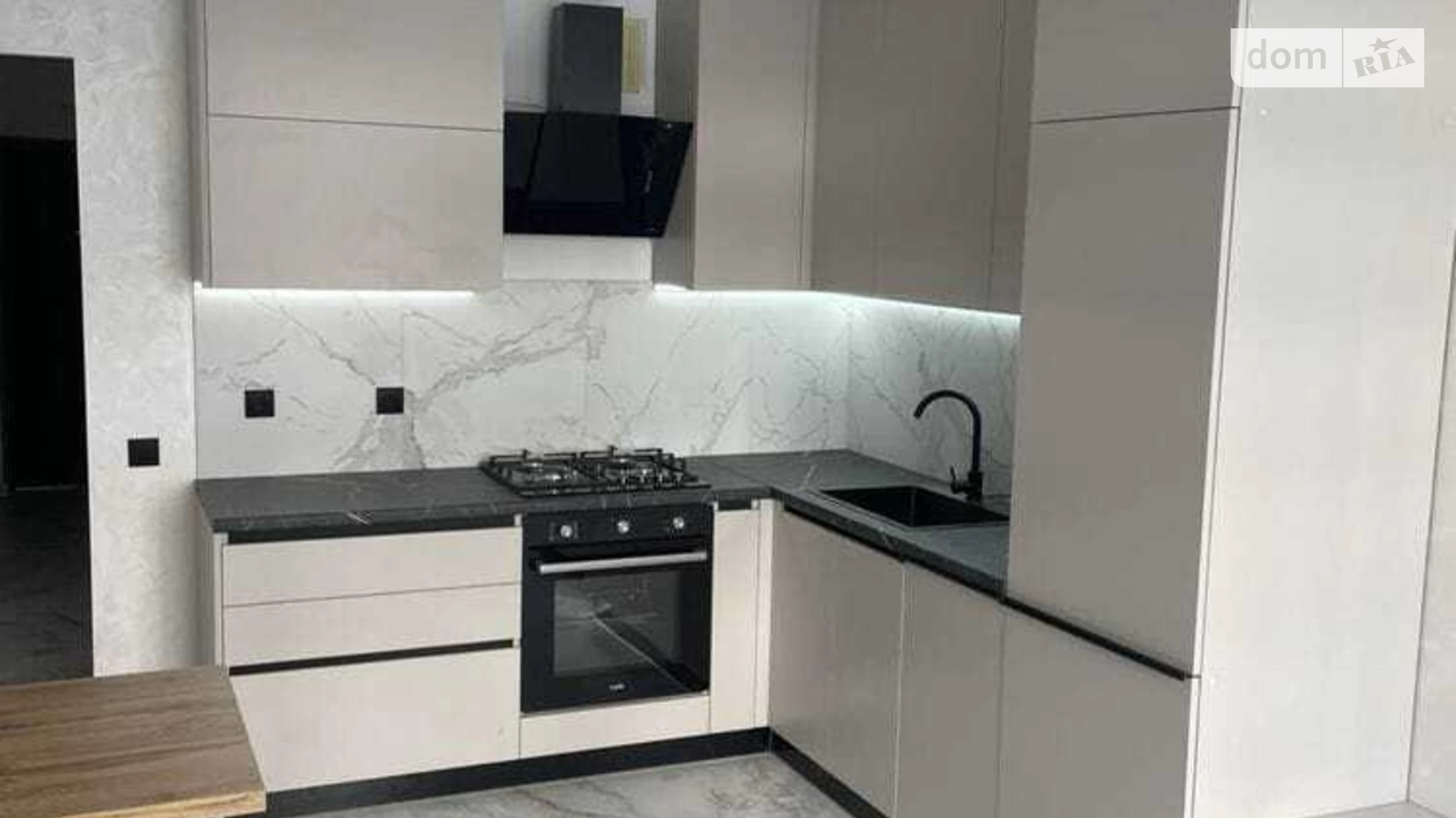 2-комнатная квартира 70 кв. м в Тернополе, цена: 79500 $ - фото 2