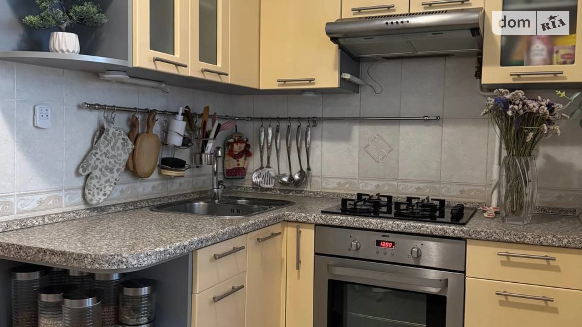 Продается 1-комнатная квартира 32 кв. м в Киеве, ул. Симиренко, 28 - фото 3