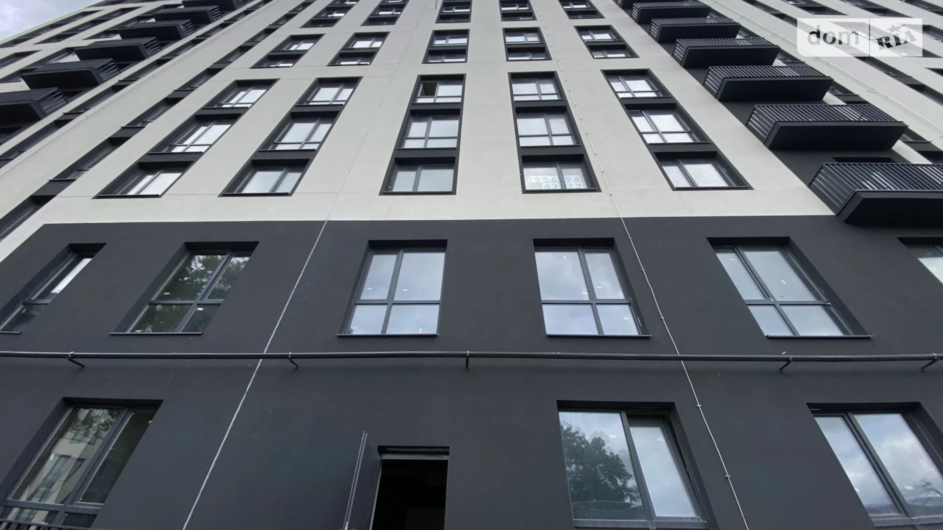 Продается 3-комнатная квартира 92.9 кв. м в Ивано-Франковске, ул. Ленкавского, 2А - фото 2