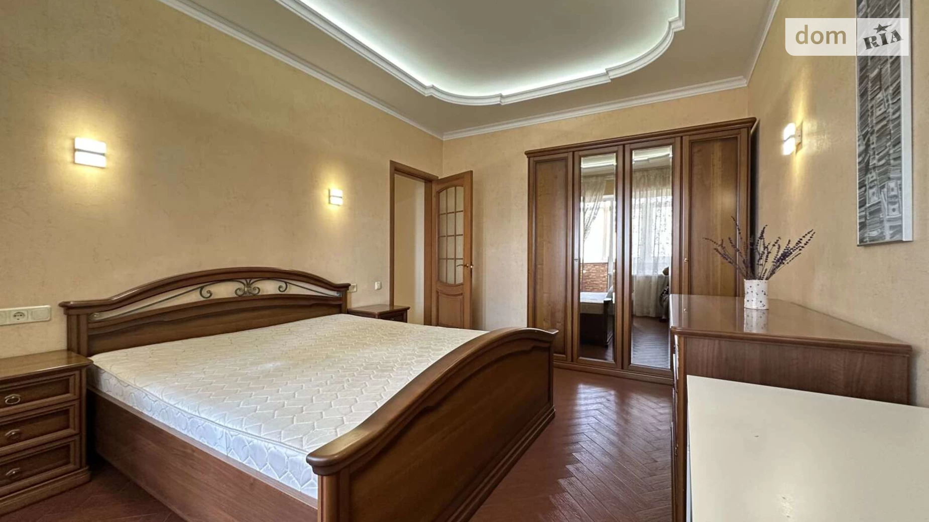 Продається 3-кімнатна квартира 109.4 кв. м у Одесі, вул. Новосельського, 69/71 - фото 5