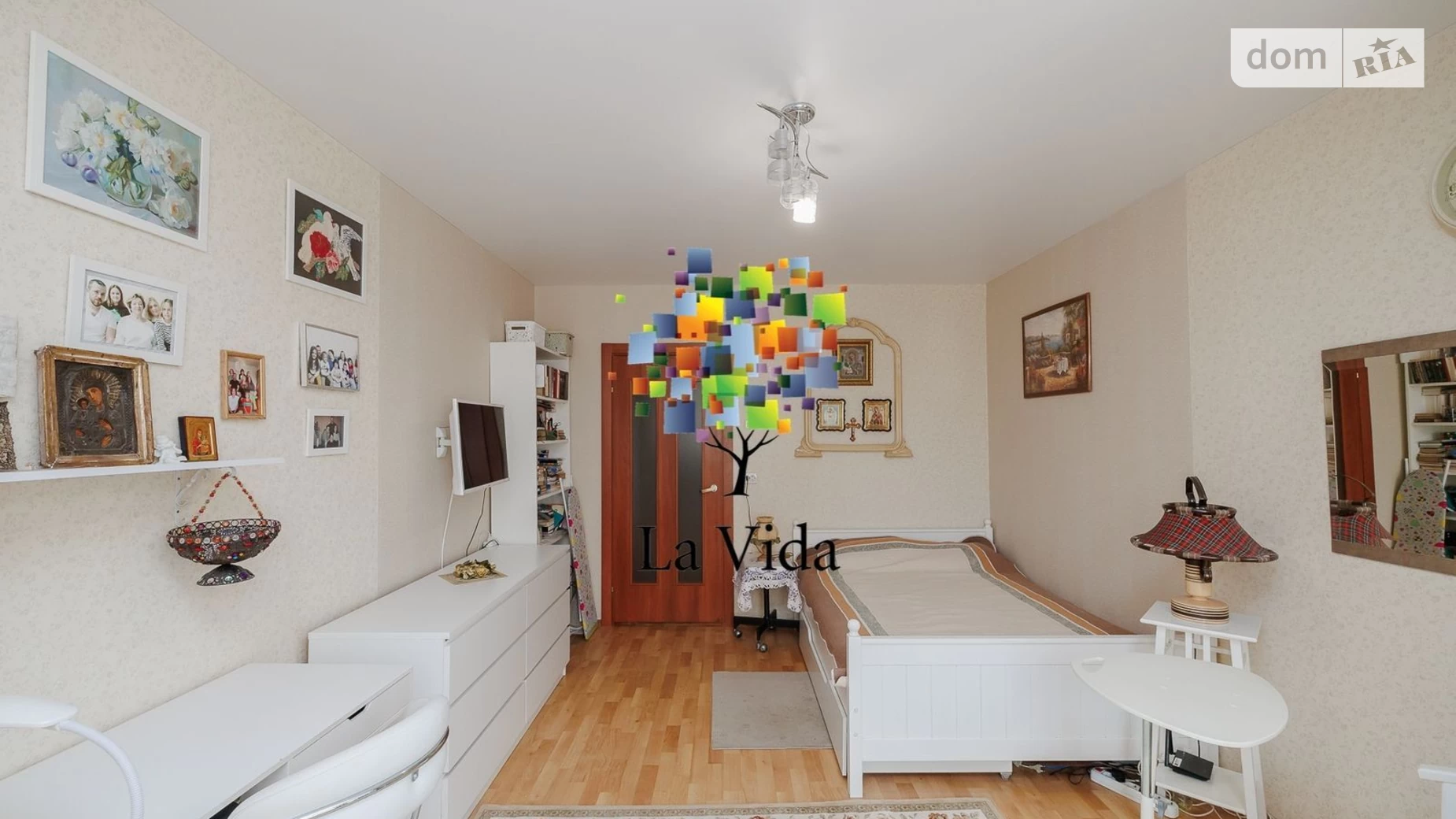 Продается 1-комнатная квартира 43 кв. м в Киеве, ул. Елены Пчилки, 4 - фото 2