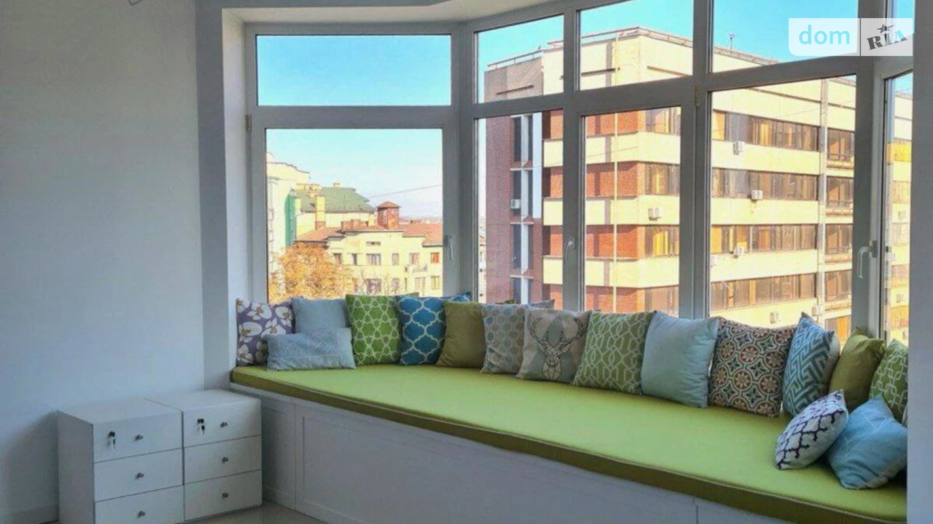 Продается 3-комнатная квартира 160 кв. м в Ивано-Франковске, цена: 180000 $ - фото 3