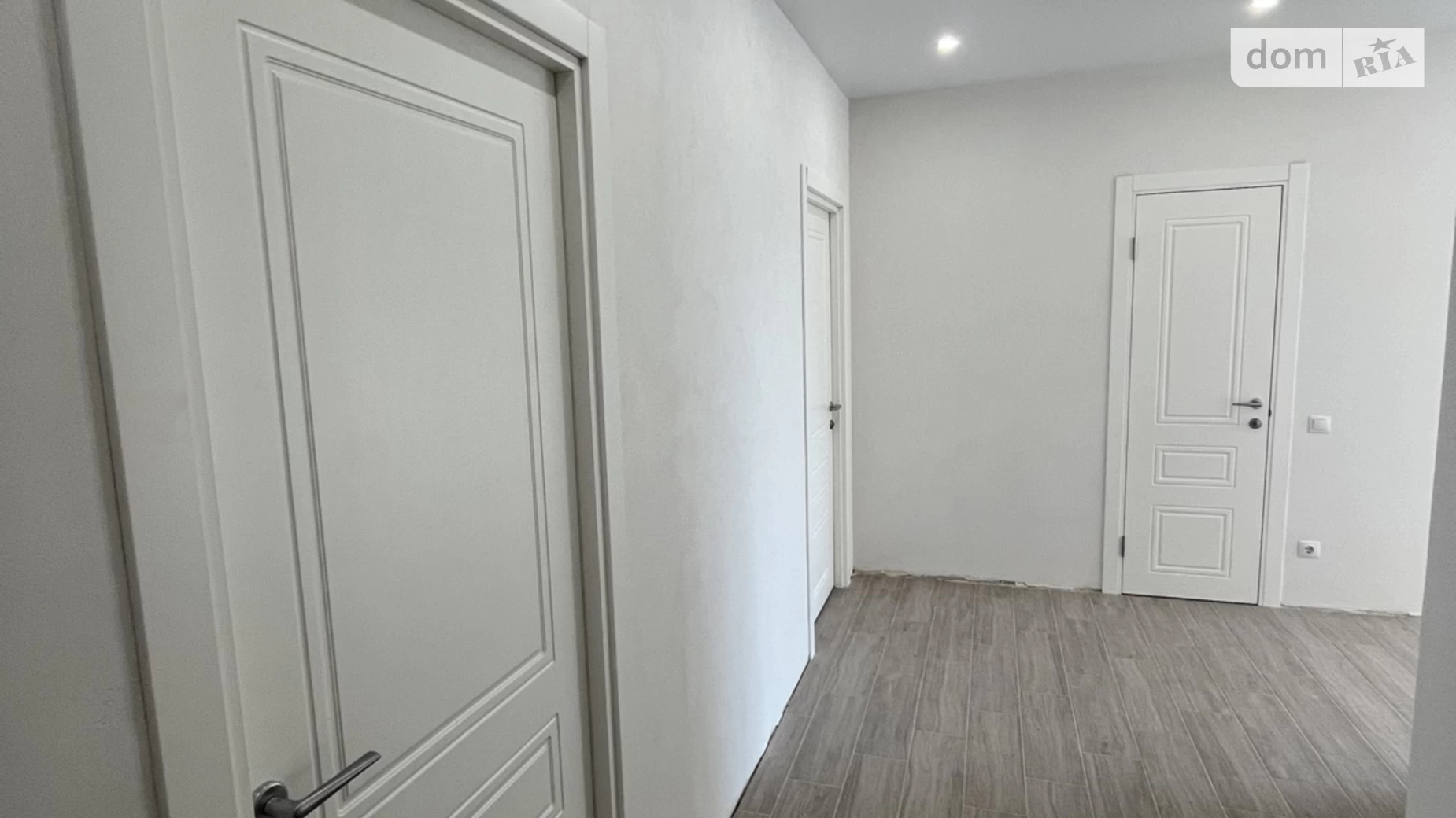 Продается 2-комнатная квартира 71 кв. м в Святопетровское, бул. Леси Украинки, 10 - фото 3