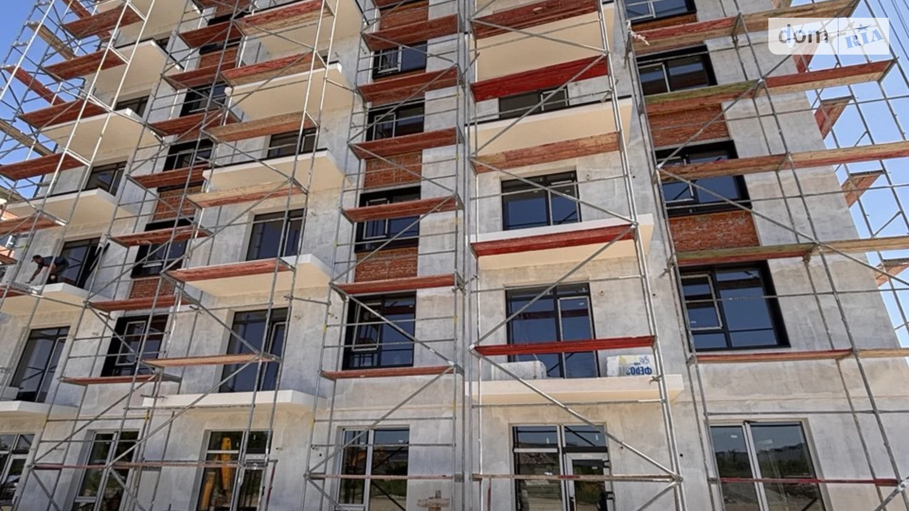 Продается 2-комнатная квартира 61.5 кв. м в Ивано-Франковске, ул. Коновальца Евгения - фото 2