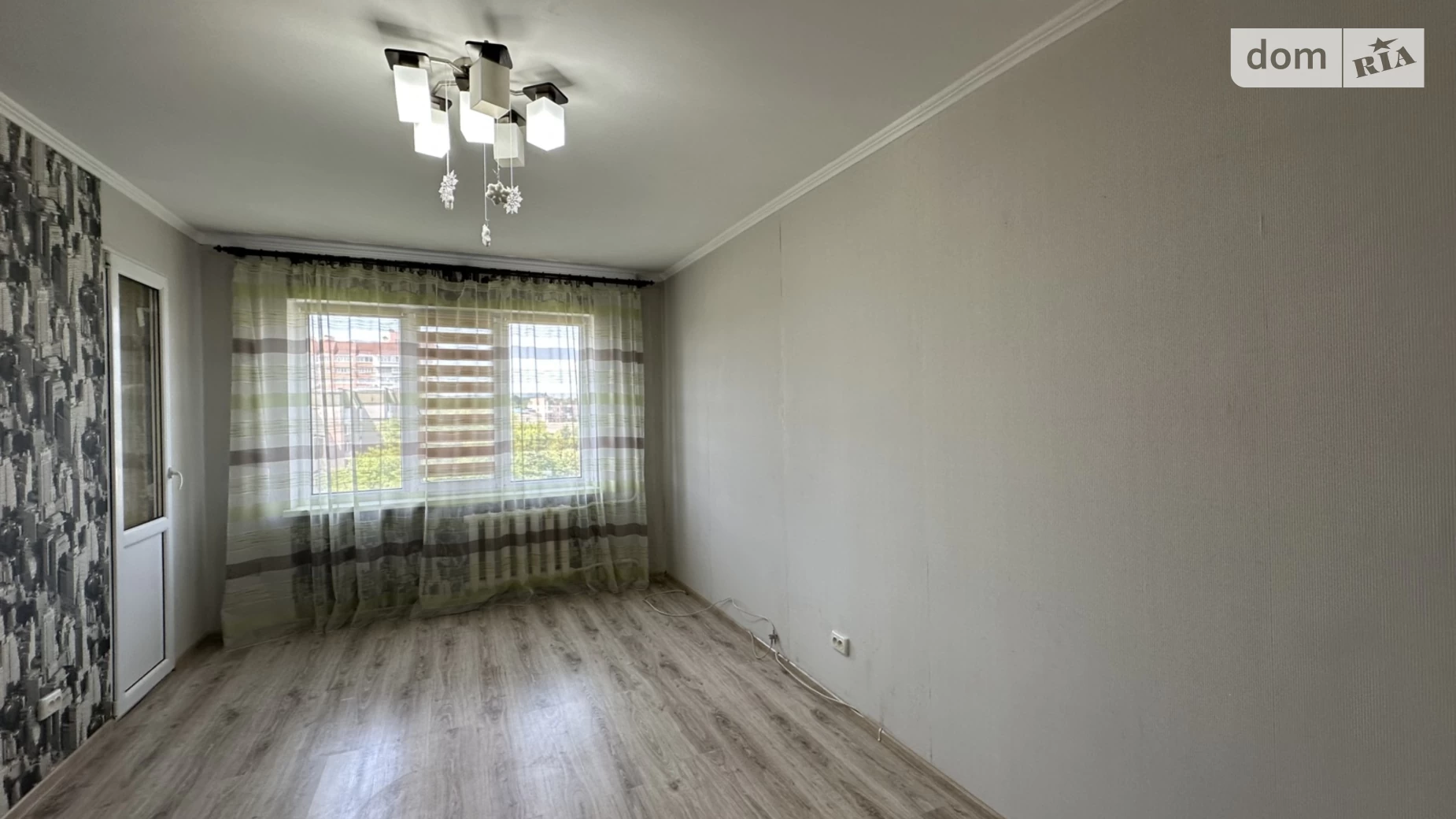 Продается 3-комнатная квартира 62.3 кв. м в Ровно, ул. Степана Бандеры, 69А - фото 2