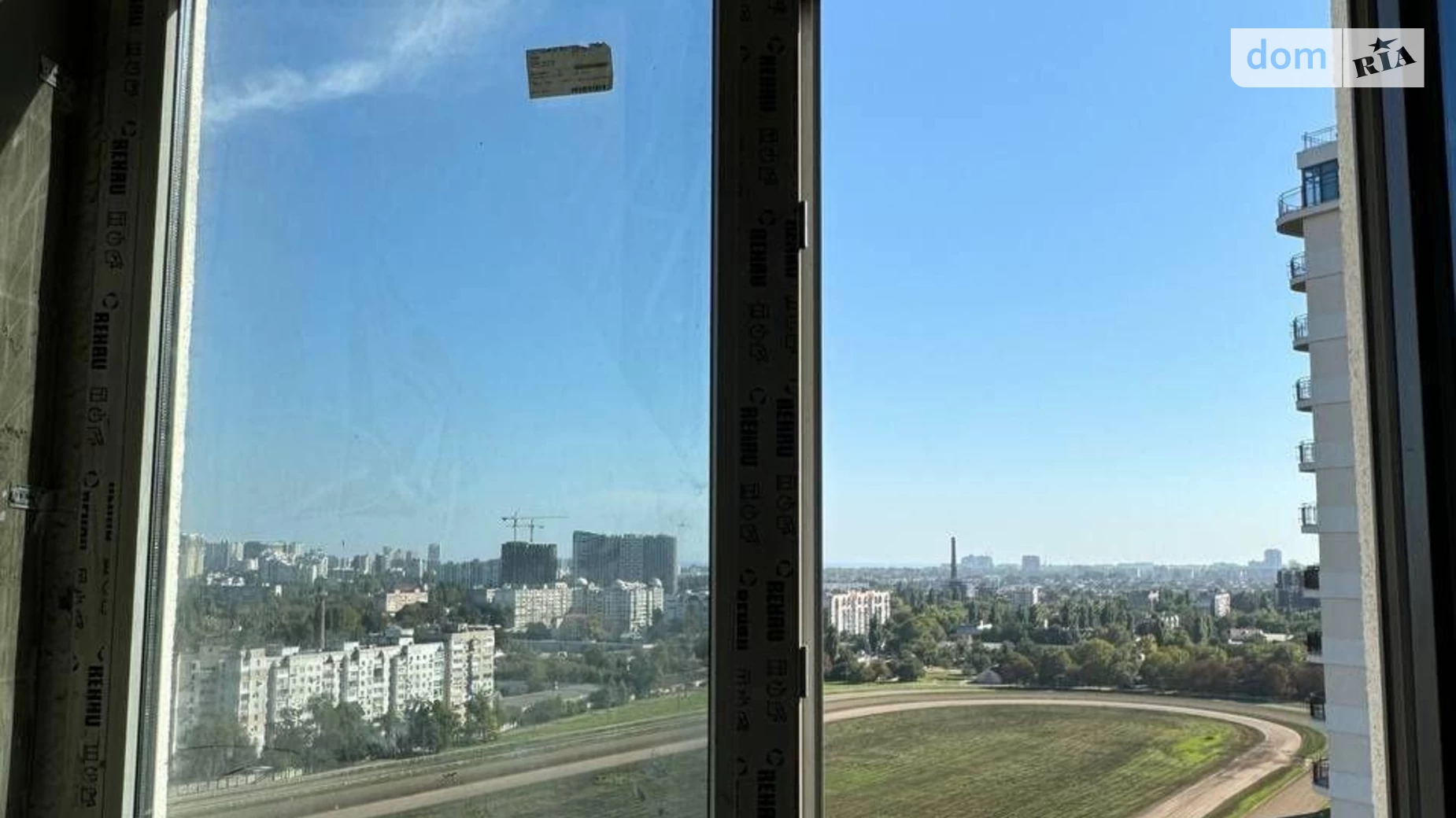 Продається 1-кімнатна квартира 40.7 кв. м у Одесі, вул. Краснова, 1А - фото 2